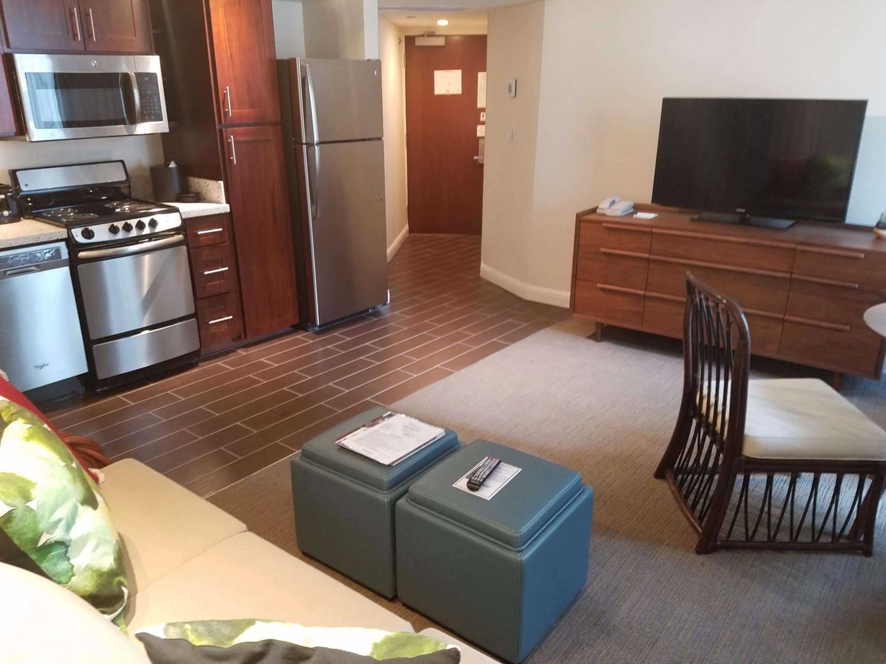 Living room in Imperial Hawaii Resort