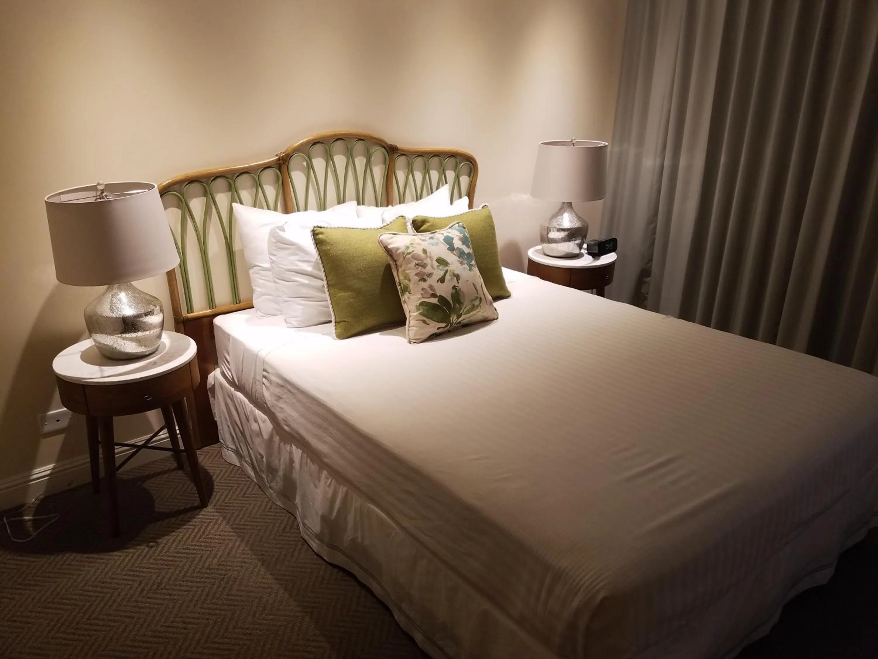 Bed in Imperial Hawaii Resort