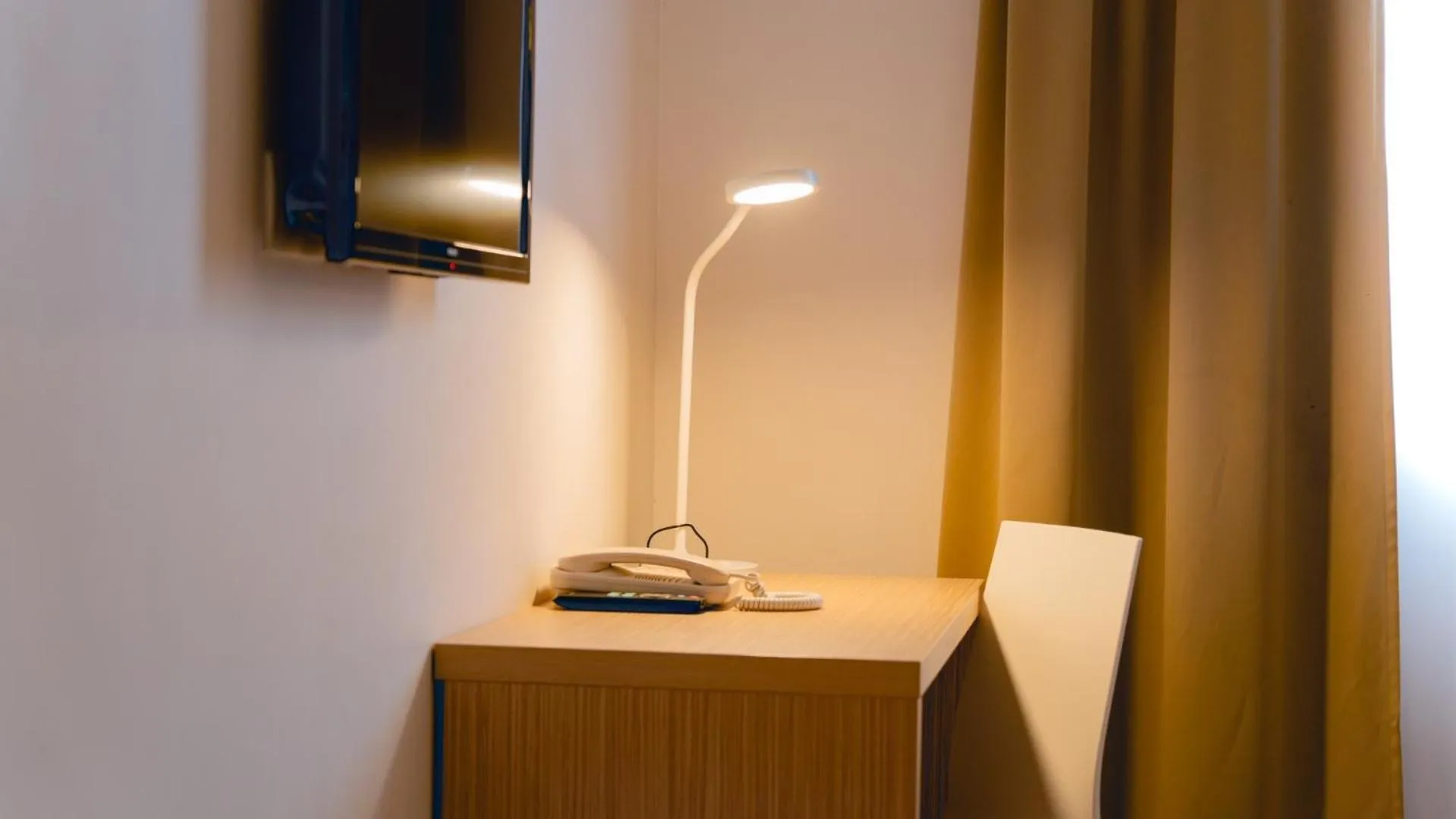 Property building in Aparthotel Adagio Access Le Havre Les Docks