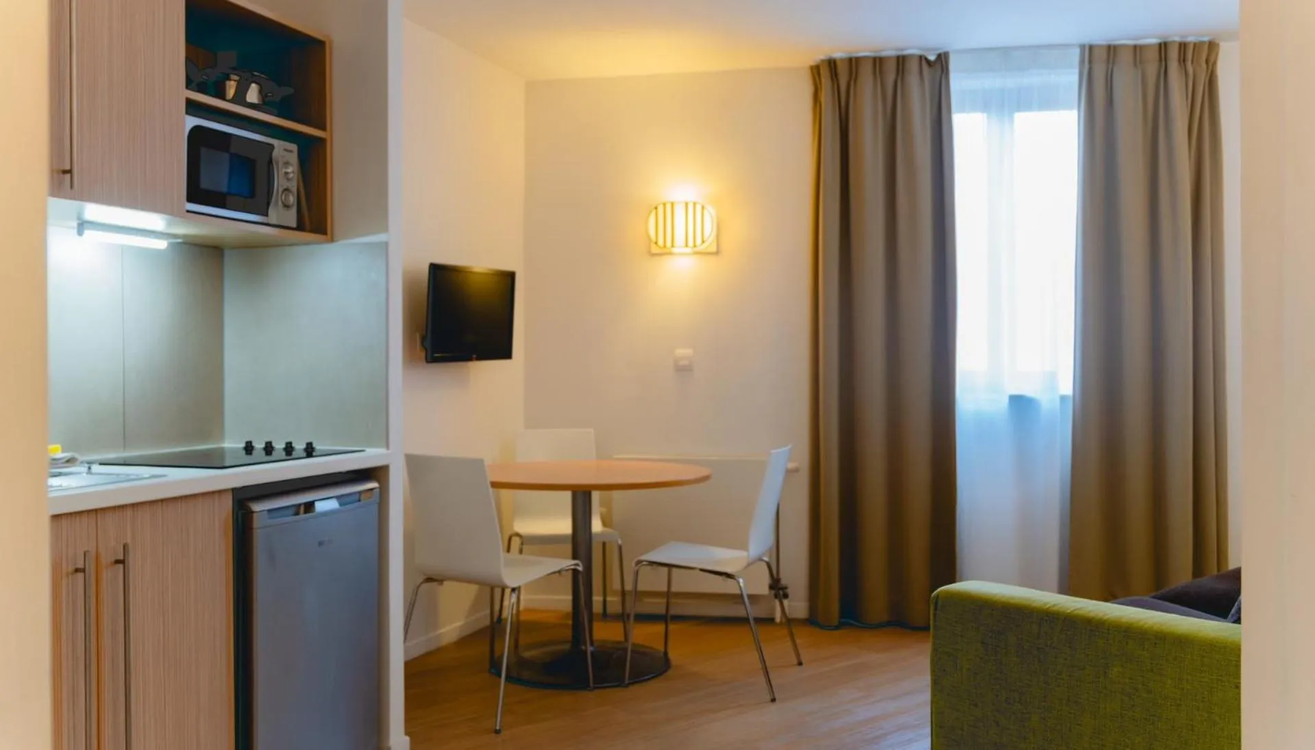 Property building in Aparthotel Adagio Access Le Havre Les Docks