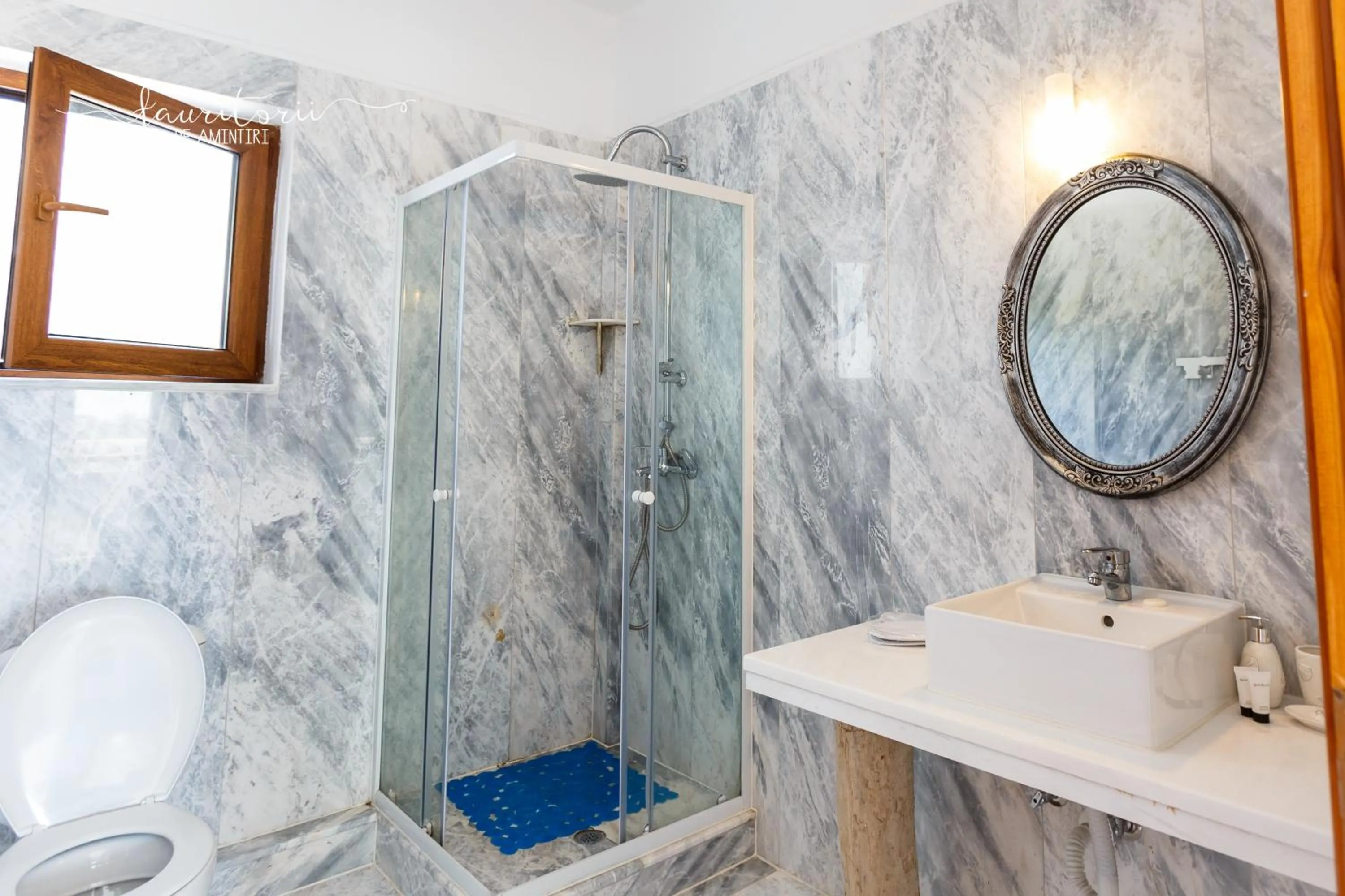 Bathroom in Kinira Beach Hotel