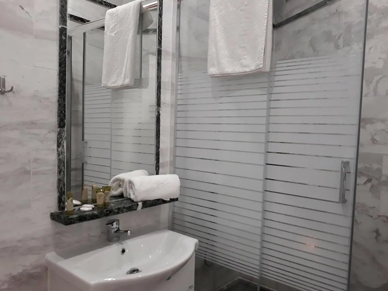 Shower in Kinira Beach Hotel