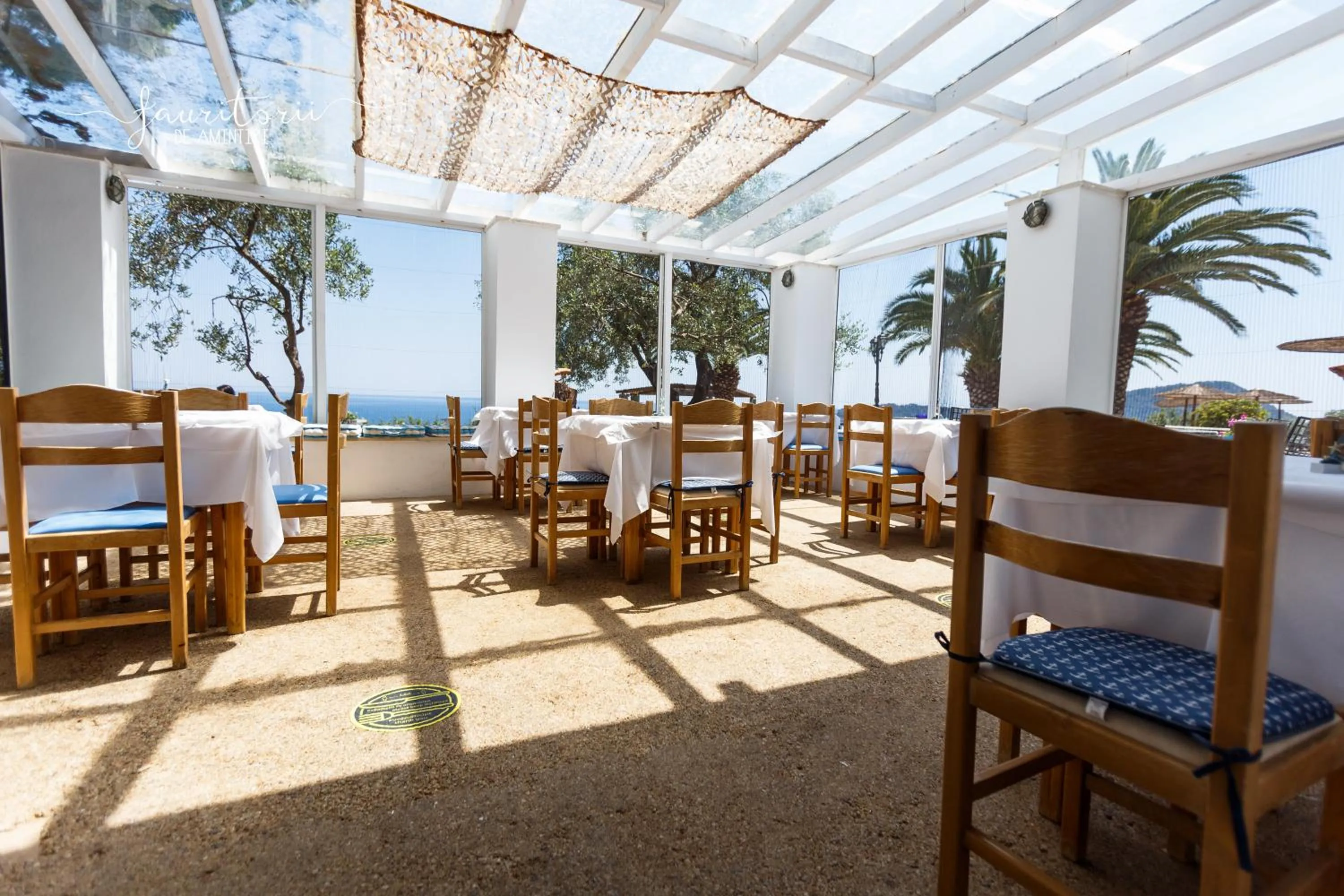 Restaurant/places to eat in Kinira Beach Hotel