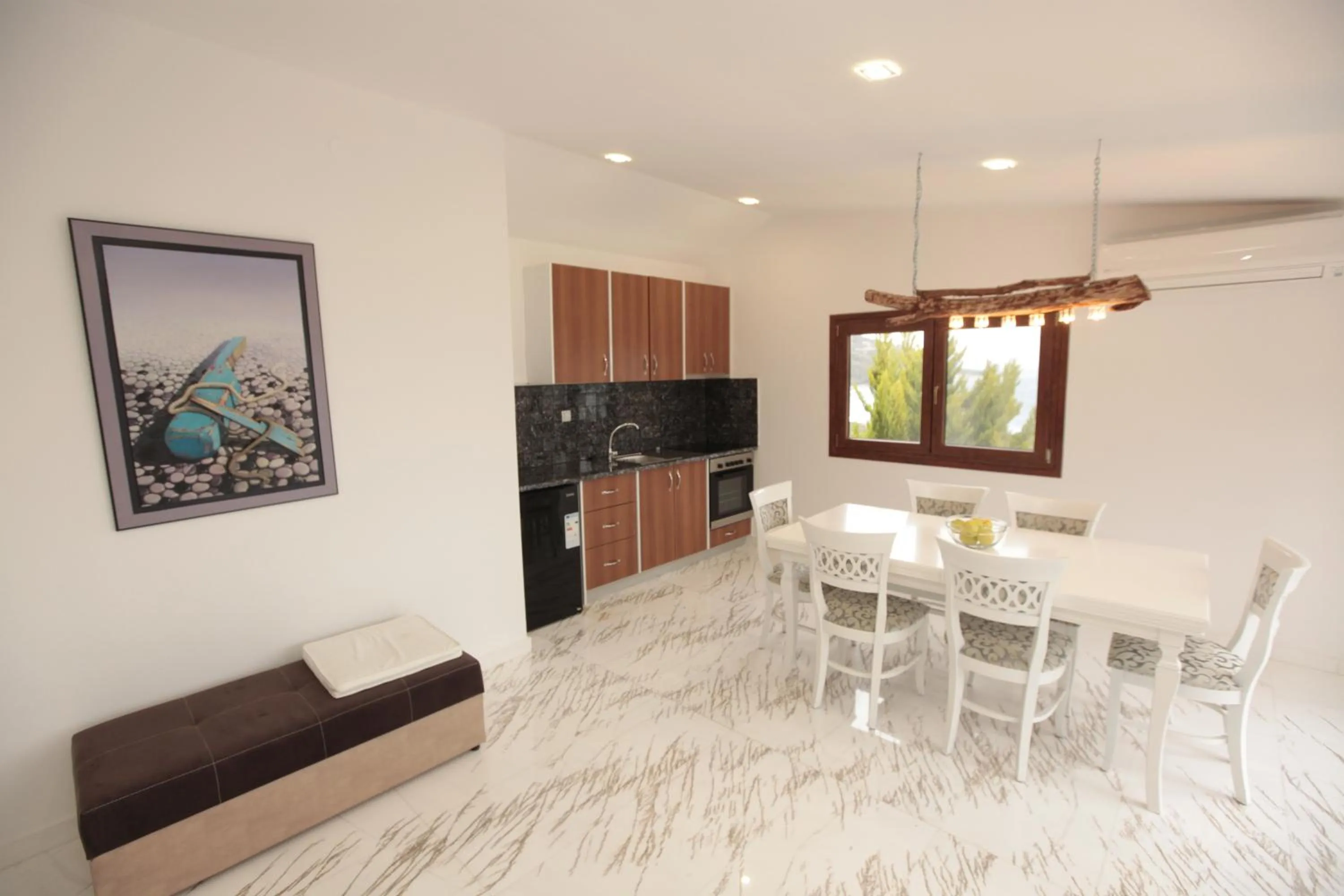 Coffee/tea facilities in Kinira Beach Hotel