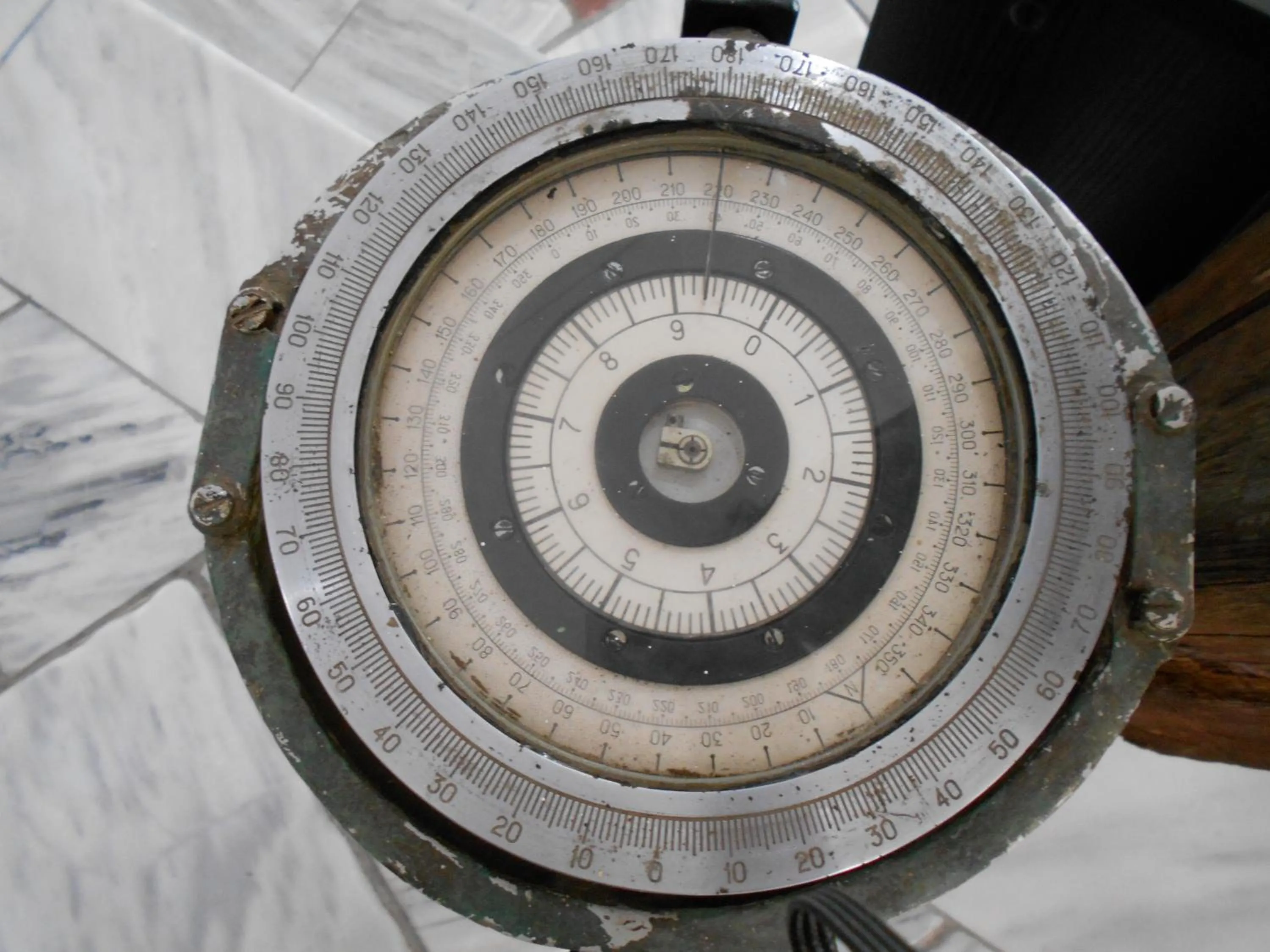 Decorative detail in Kinira Beach Hotel