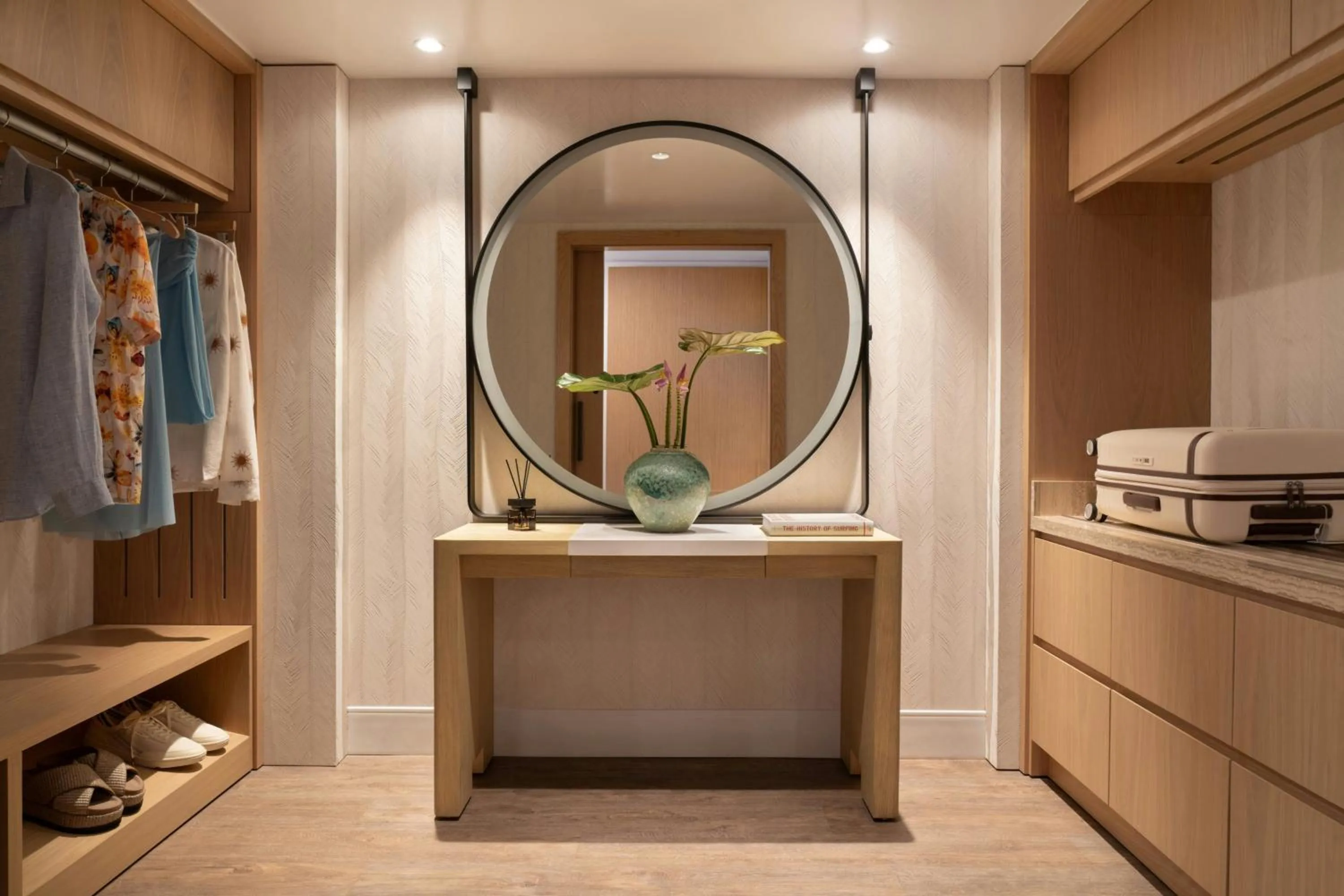 Photo of the whole room in The Ritz-Carlton O'ahu, Turtle Bay