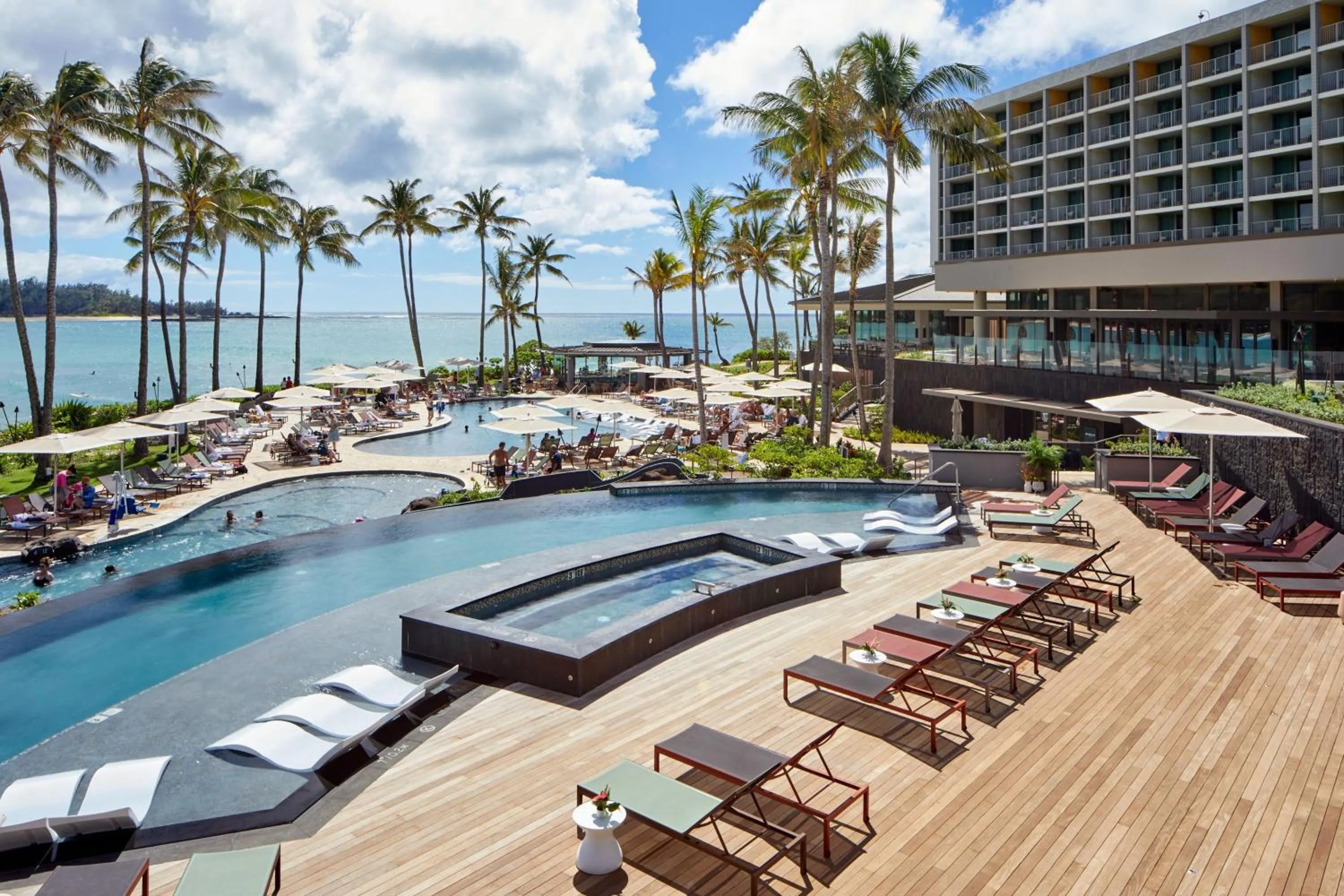 Swimming pool in The Ritz-Carlton O'ahu, Turtle Bay