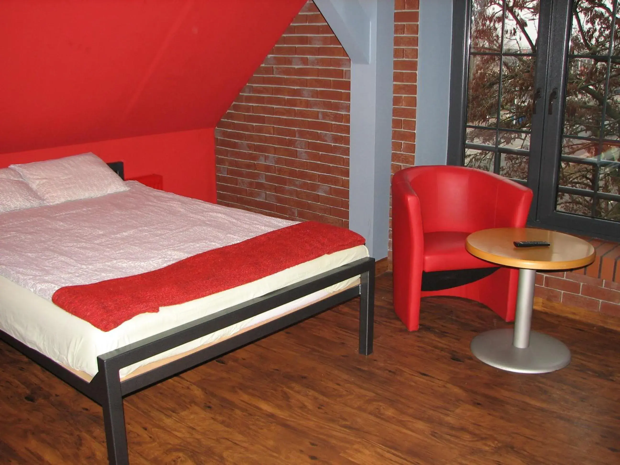 Quadruple Room in Hostel Fabryka Quadruple Room in Hostel Fabryka