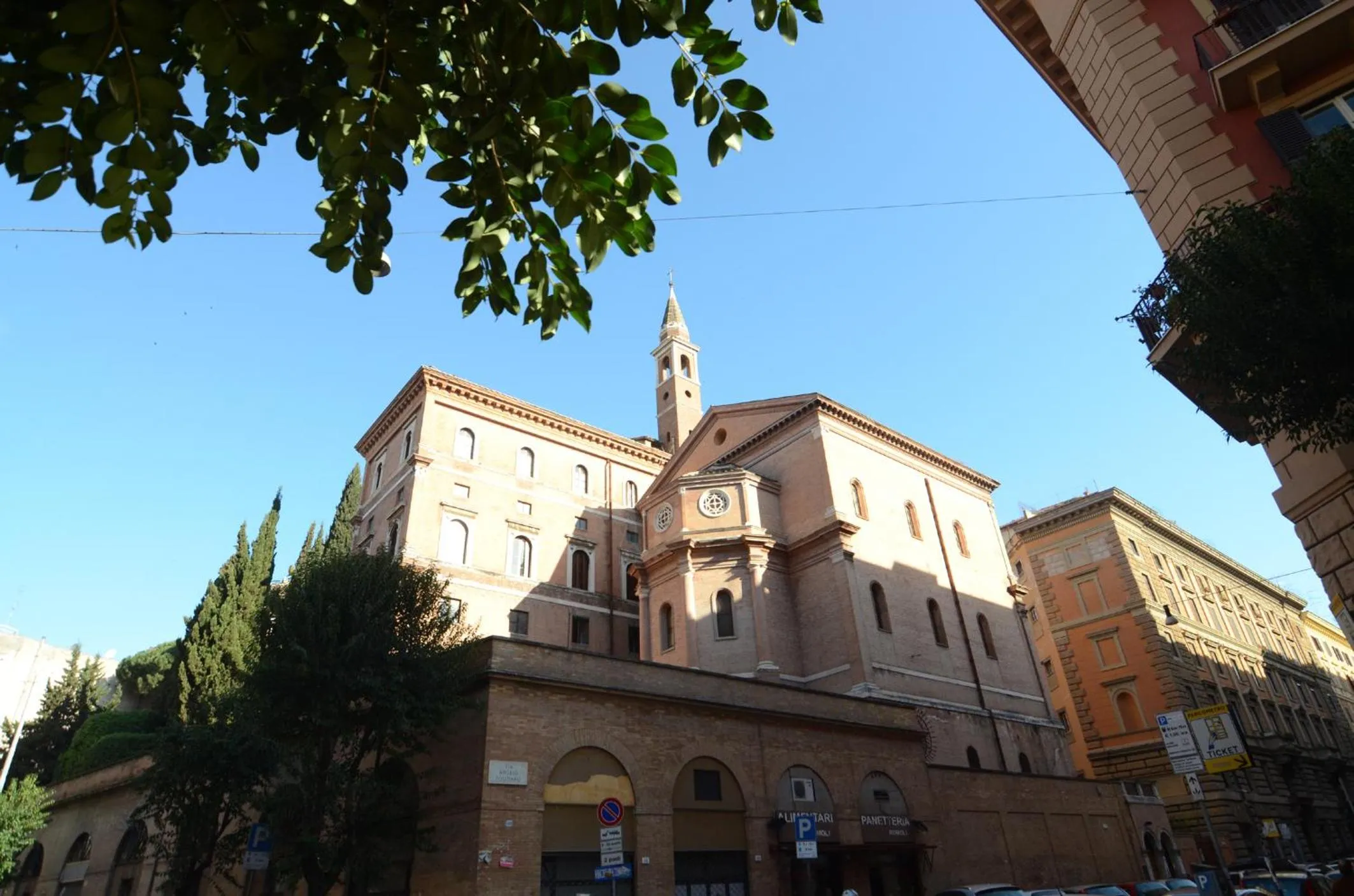 Property building in Casa S. Giuseppe di Cluny