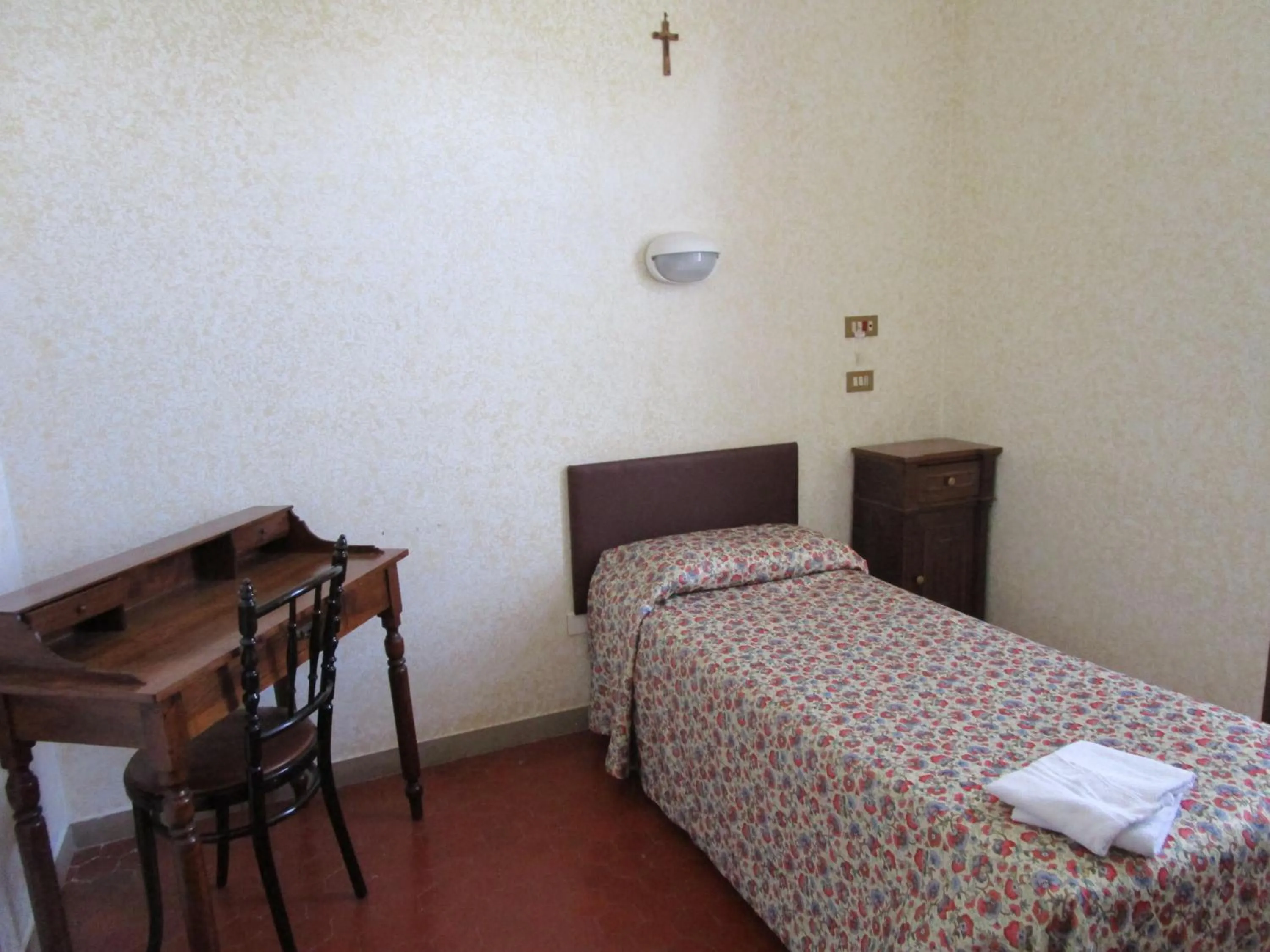 Bedroom in Casa S. Giuseppe di Cluny