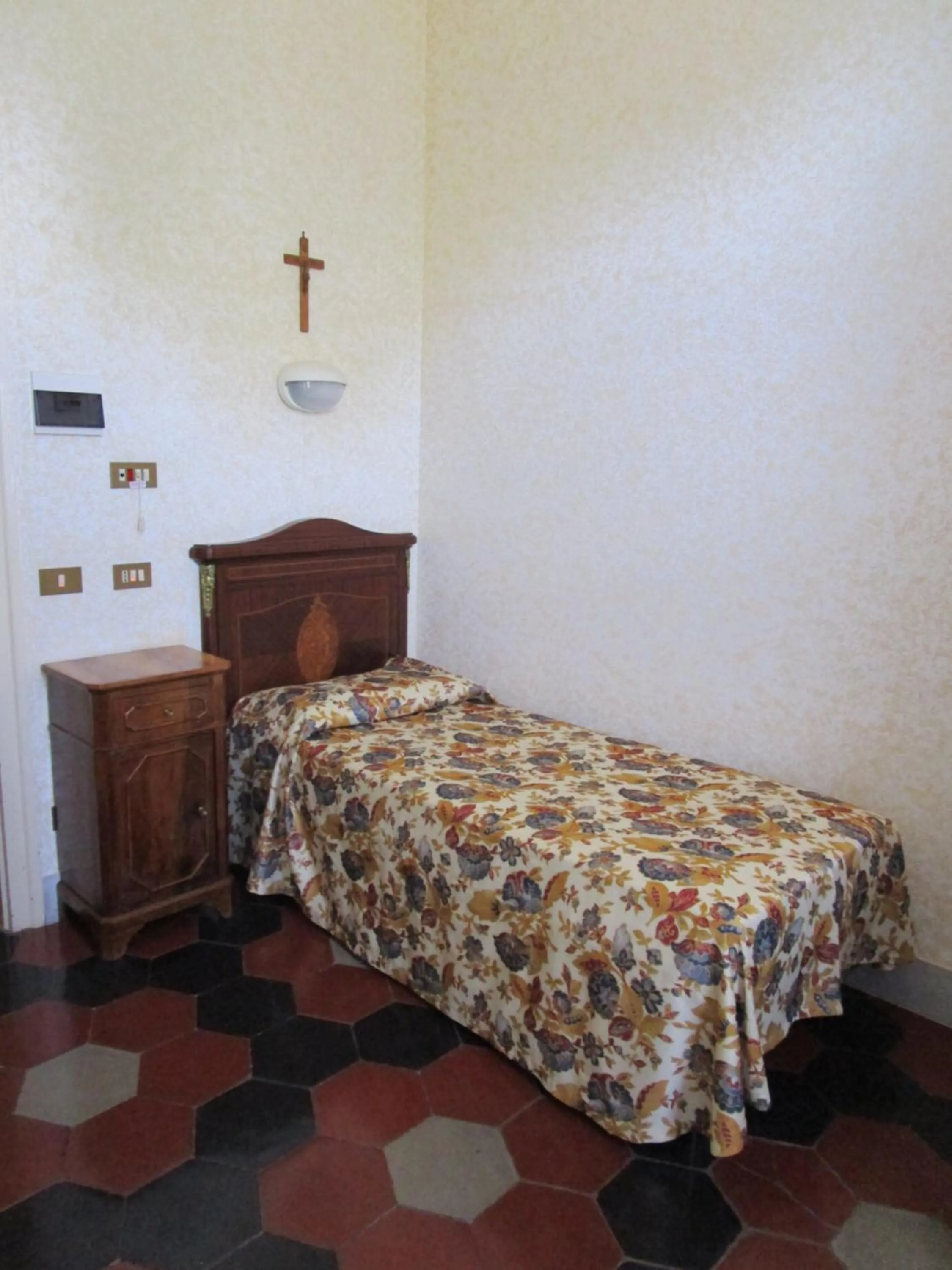 Bedroom in Casa S. Giuseppe di Cluny