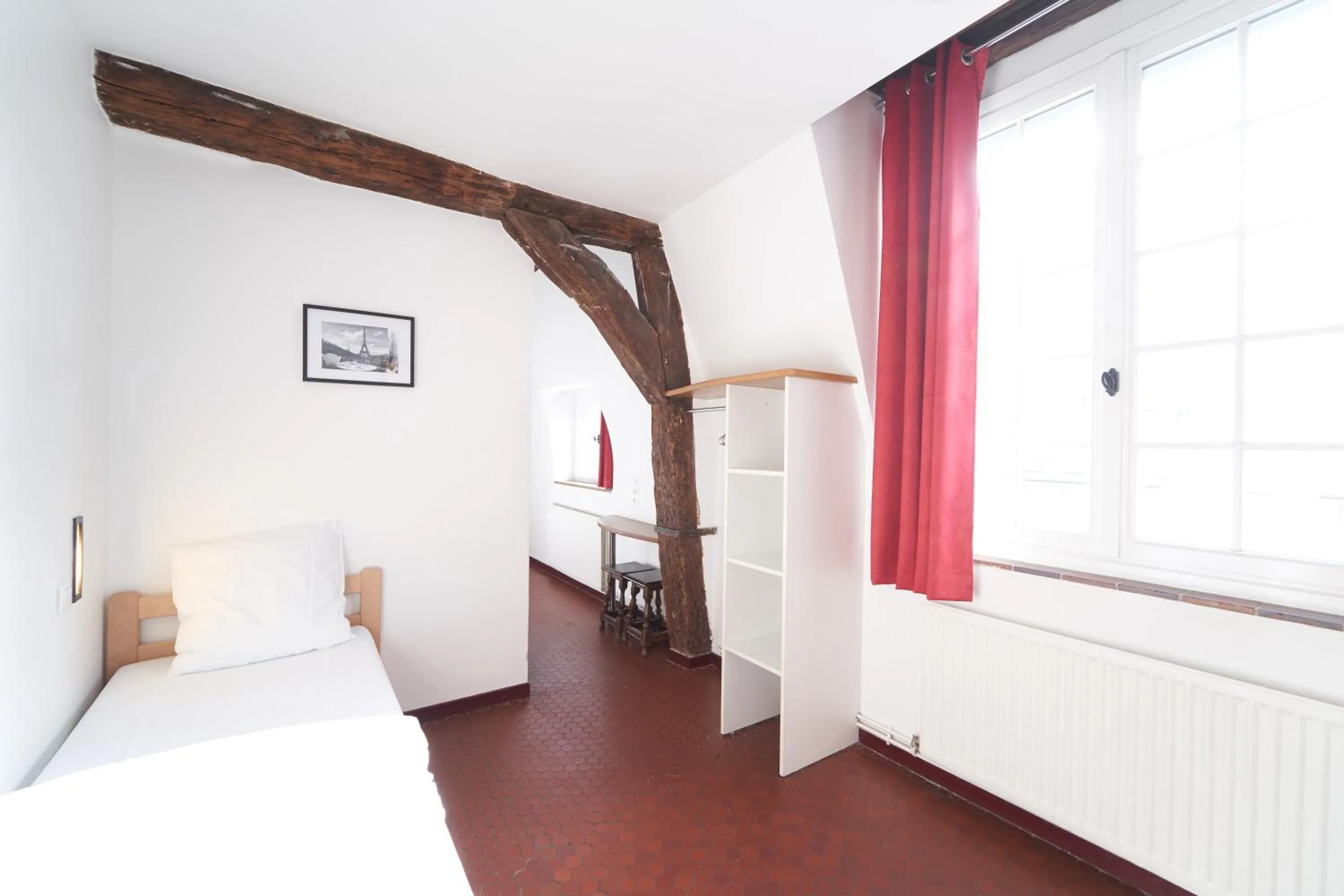 Photo of the whole room, Bed in MIJE MARAIS Hostel