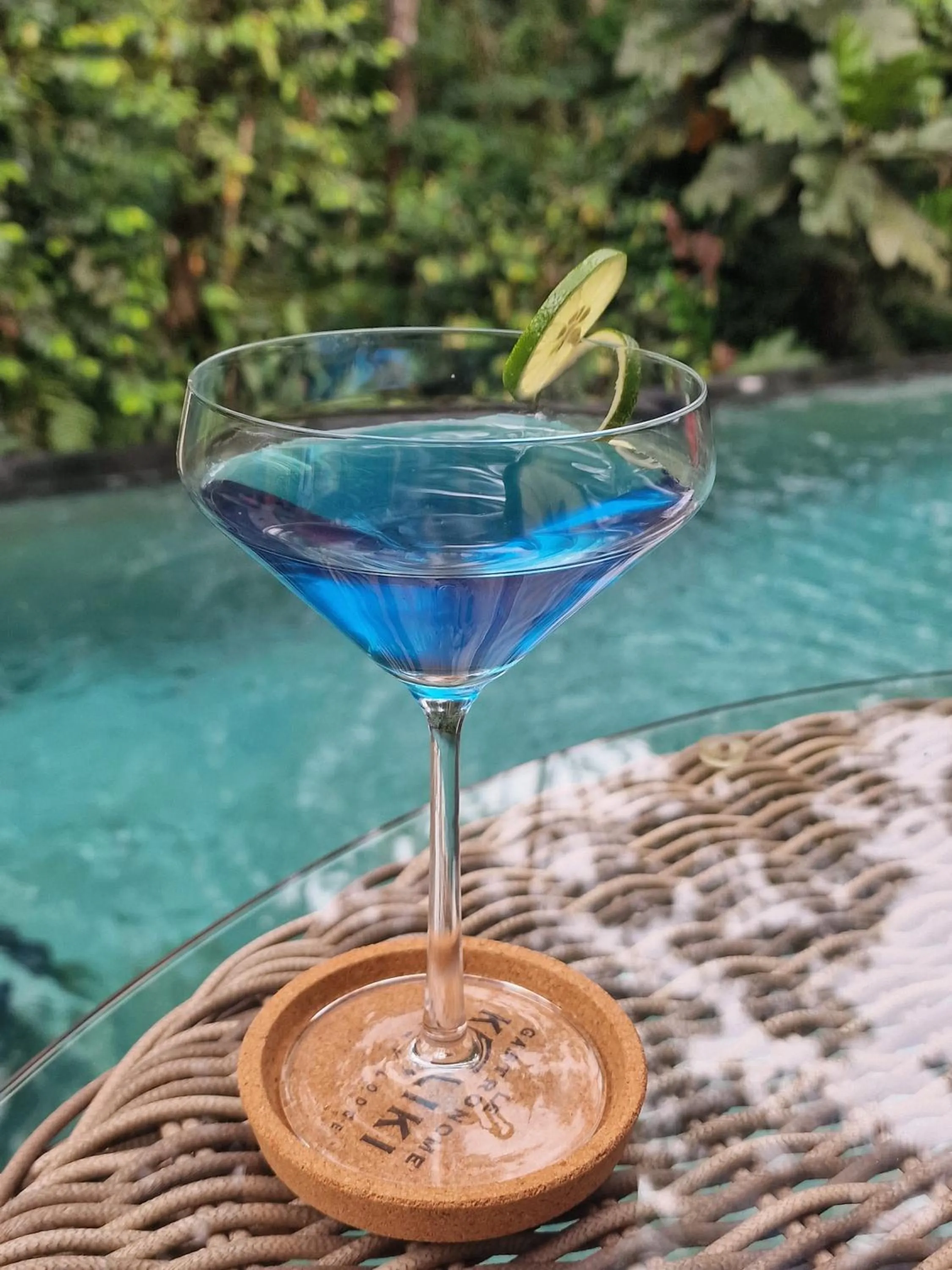 Drinks in Keliki Luxury Lodge