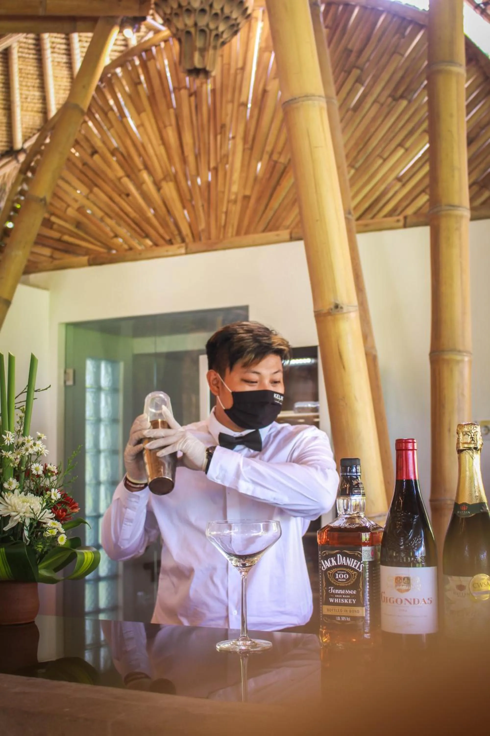 Lounge or bar in Keliki Luxury Lodge