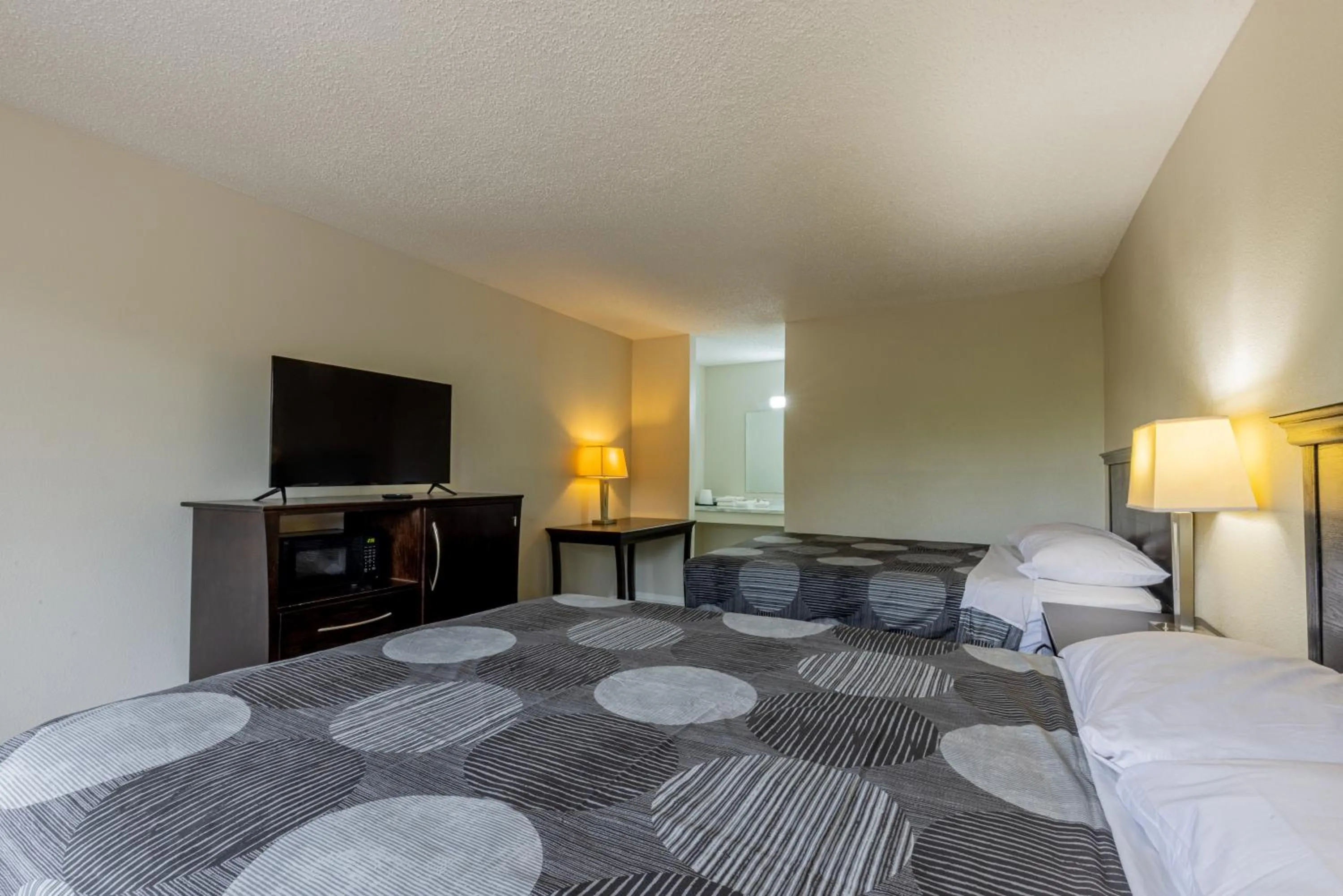 Bedroom, Bed in Executive Inn Beeville US 181