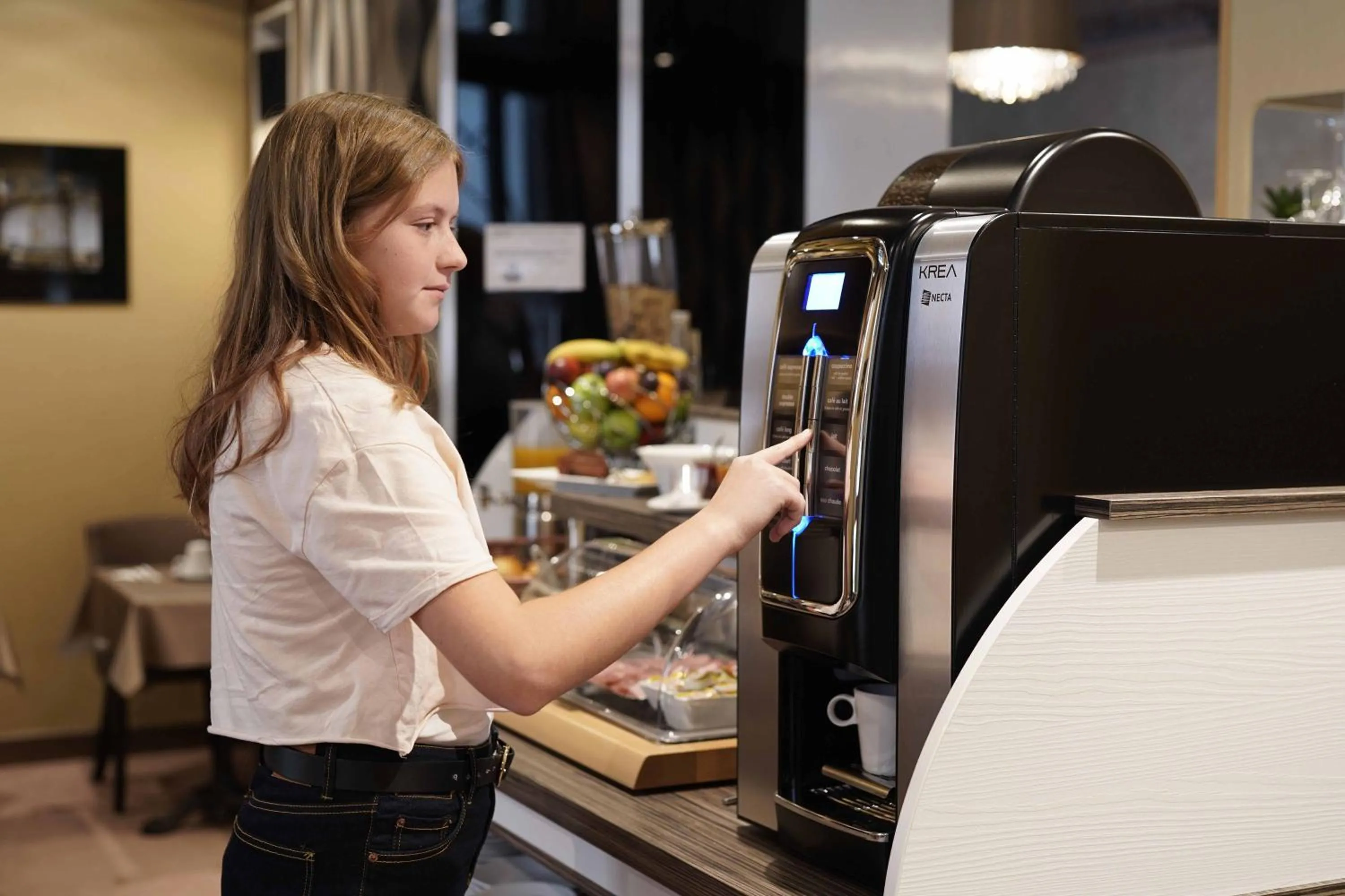 Buffet breakfast in Cit'Hotel La Résidence