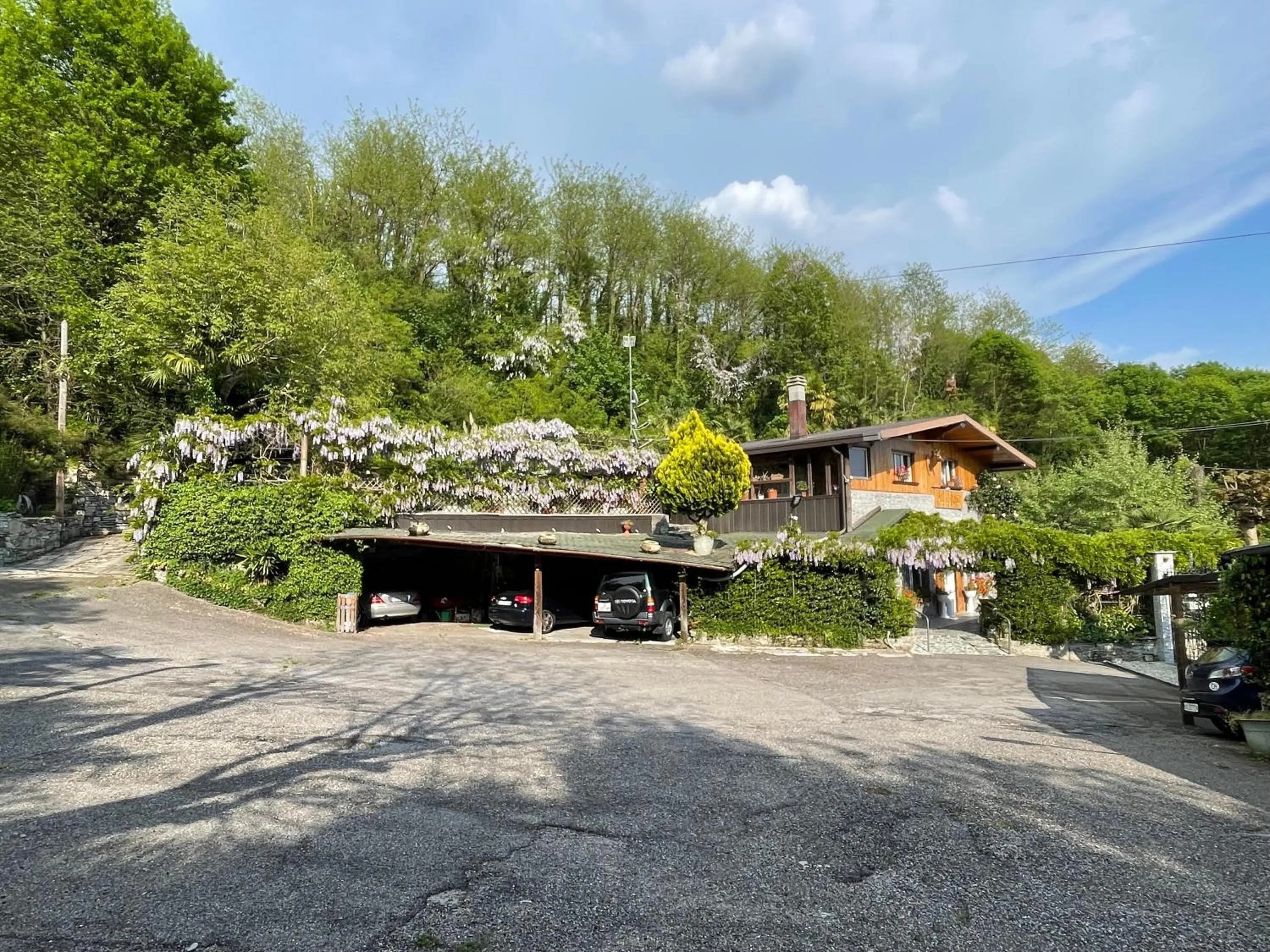 Parking in Al cervo tra i laghi