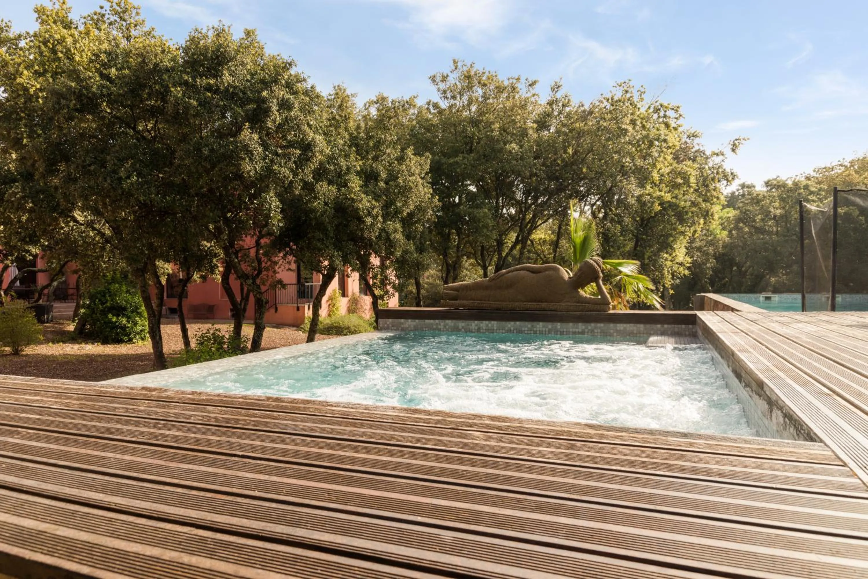 Pool view in Hotel restaurant Spa Disini Montpellier Est, The Originals Relais