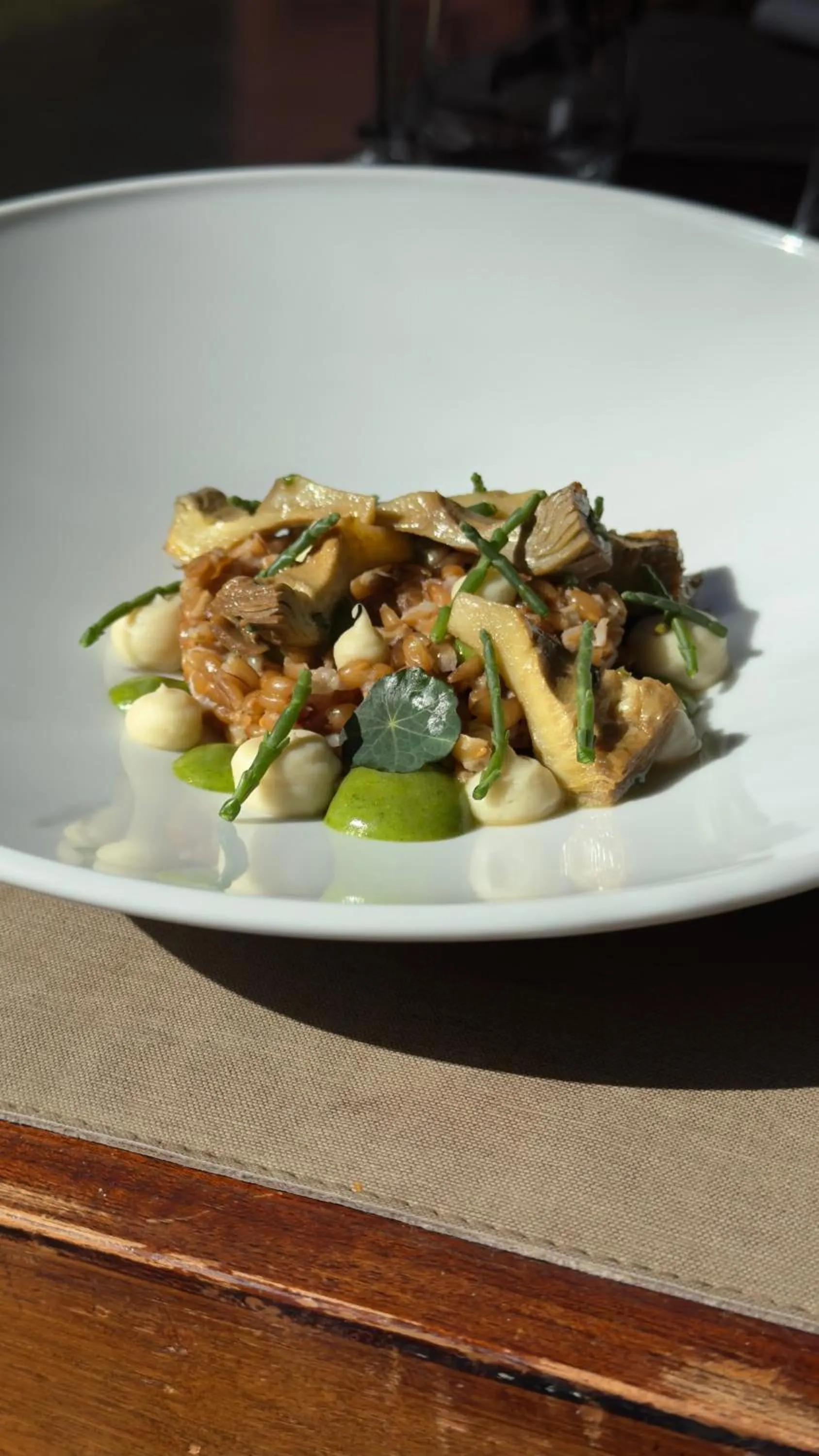 Food in Hotel restaurant Spa Disini Montpellier Est, The Originals Relais