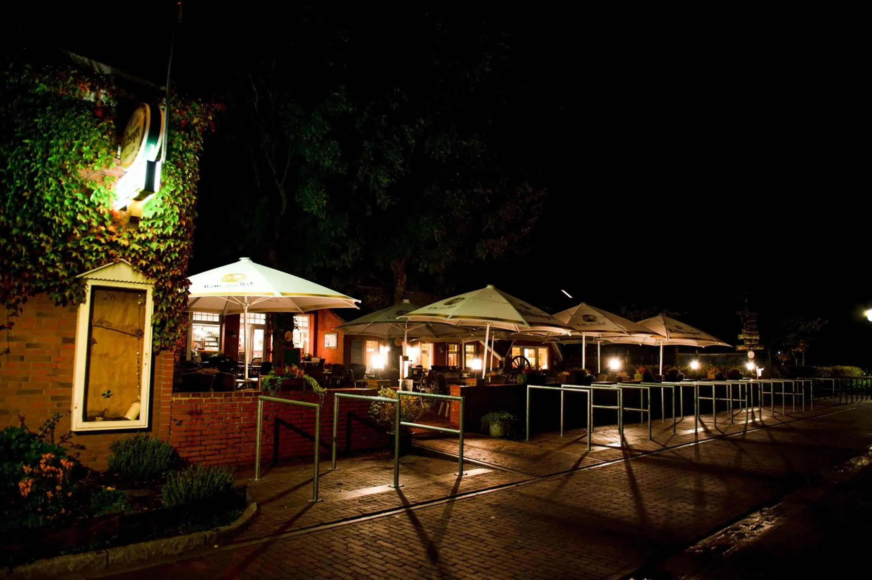 Restaurant/places to eat in INSEL-LAND-HOTEL MICHAELSEN -Boutique Hotel- im Ostland mit Yoga u Sauna