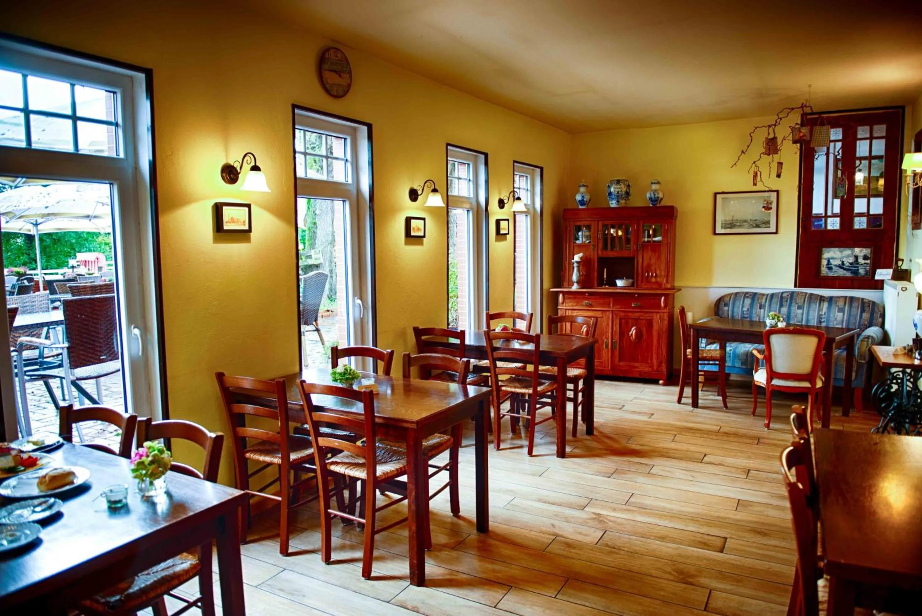 Restaurant/places to eat in INSEL-LAND-HOTEL MICHAELSEN -Boutique Hotel- im Ostland mit Yoga u Sauna