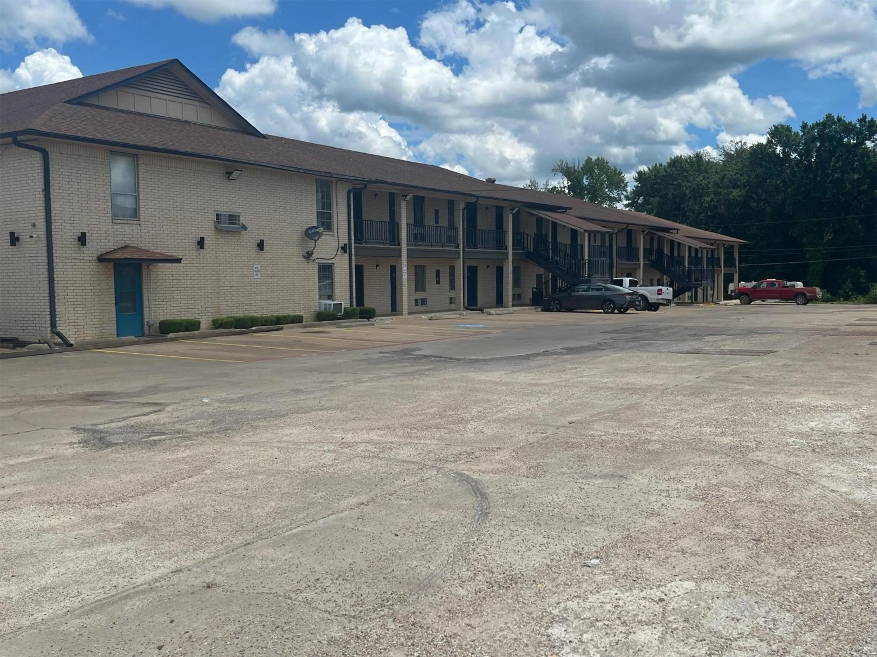 Property building in Motel 6 New Boston, TX