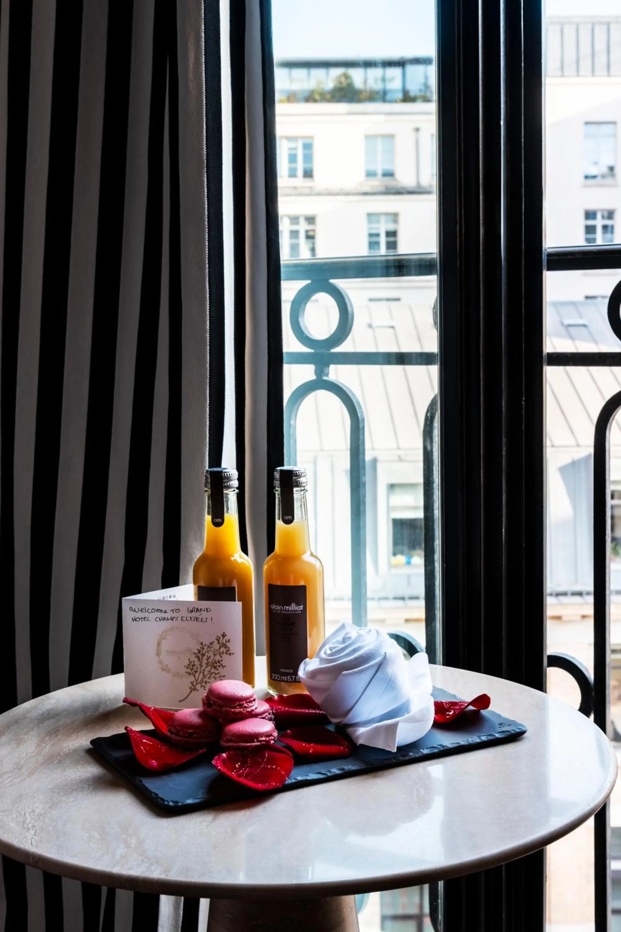 View (from property/room) in Grand Hôtel Champs-Elysées