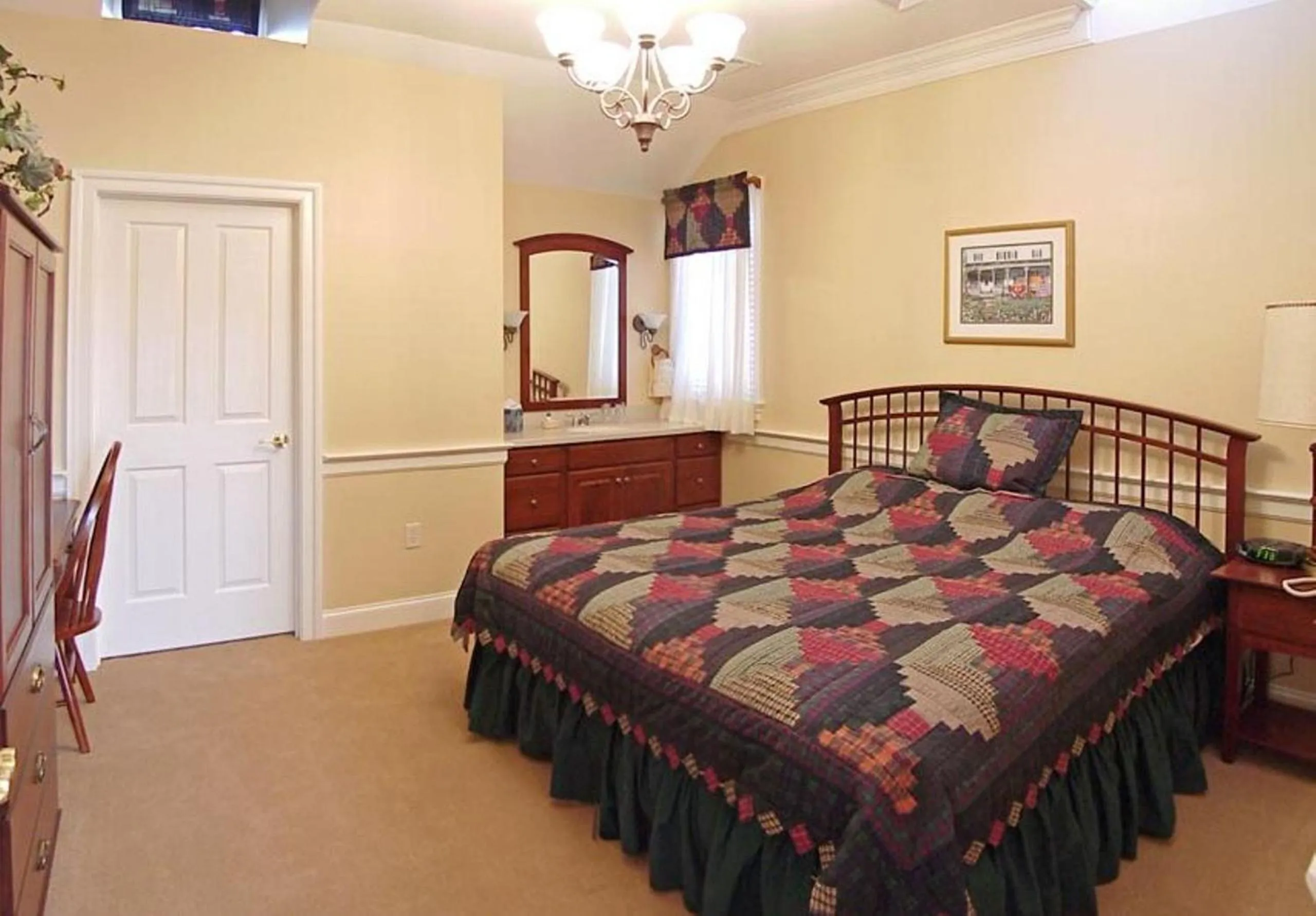 Other, Bed in Bird-in-Hand Village Inn & Suites