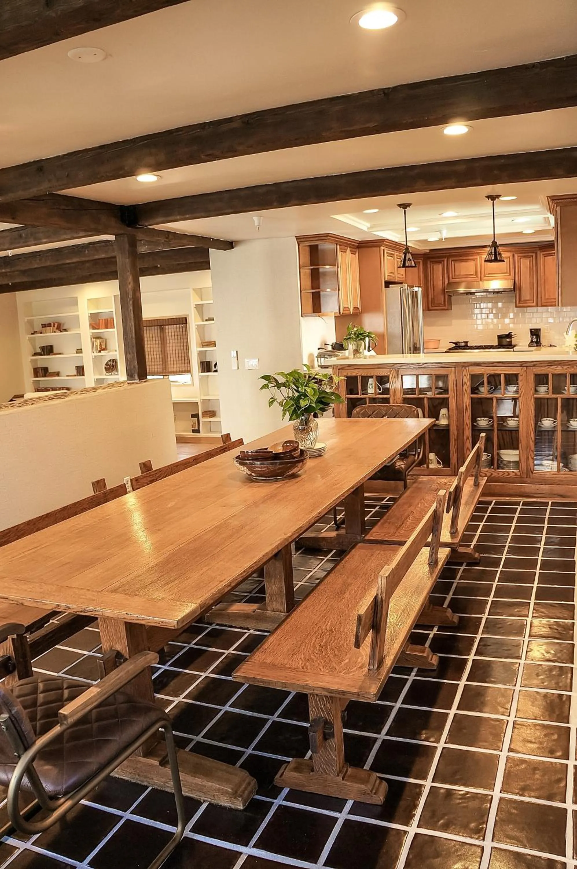 Kitchen or kitchenette in Zane Grey Pueblo Hotel