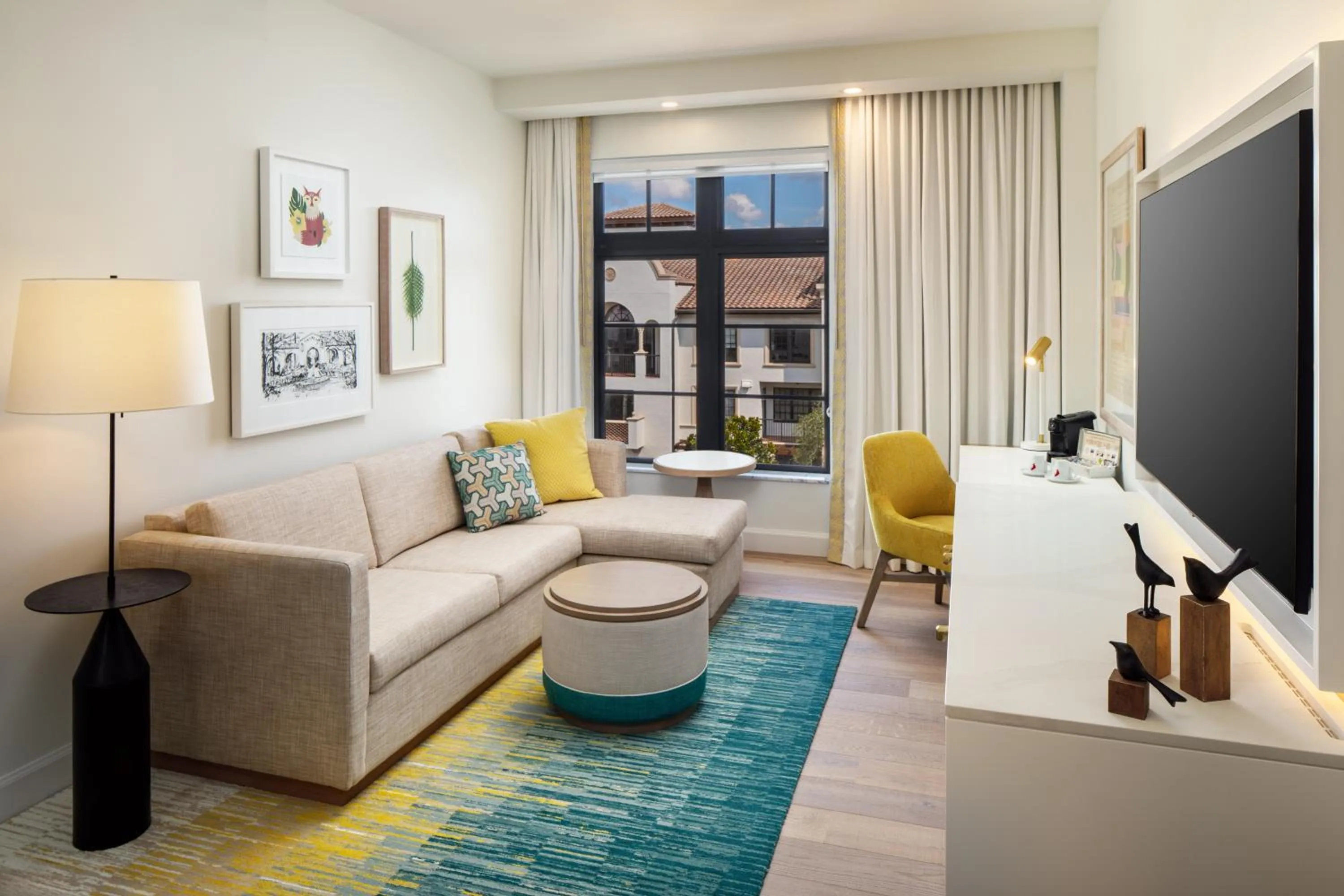 TV and multimedia in The Alfond Inn