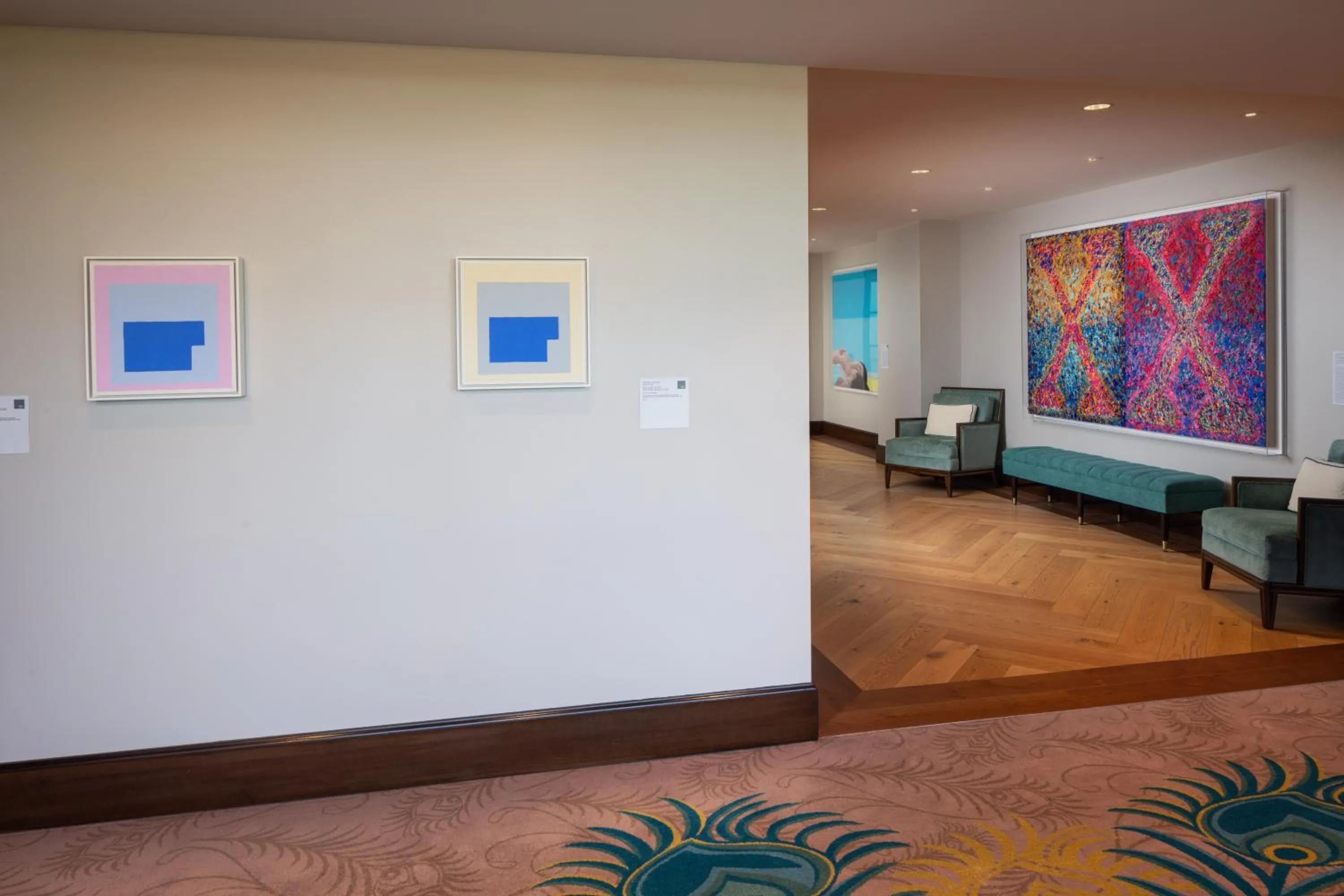 Bed in The Alfond Inn