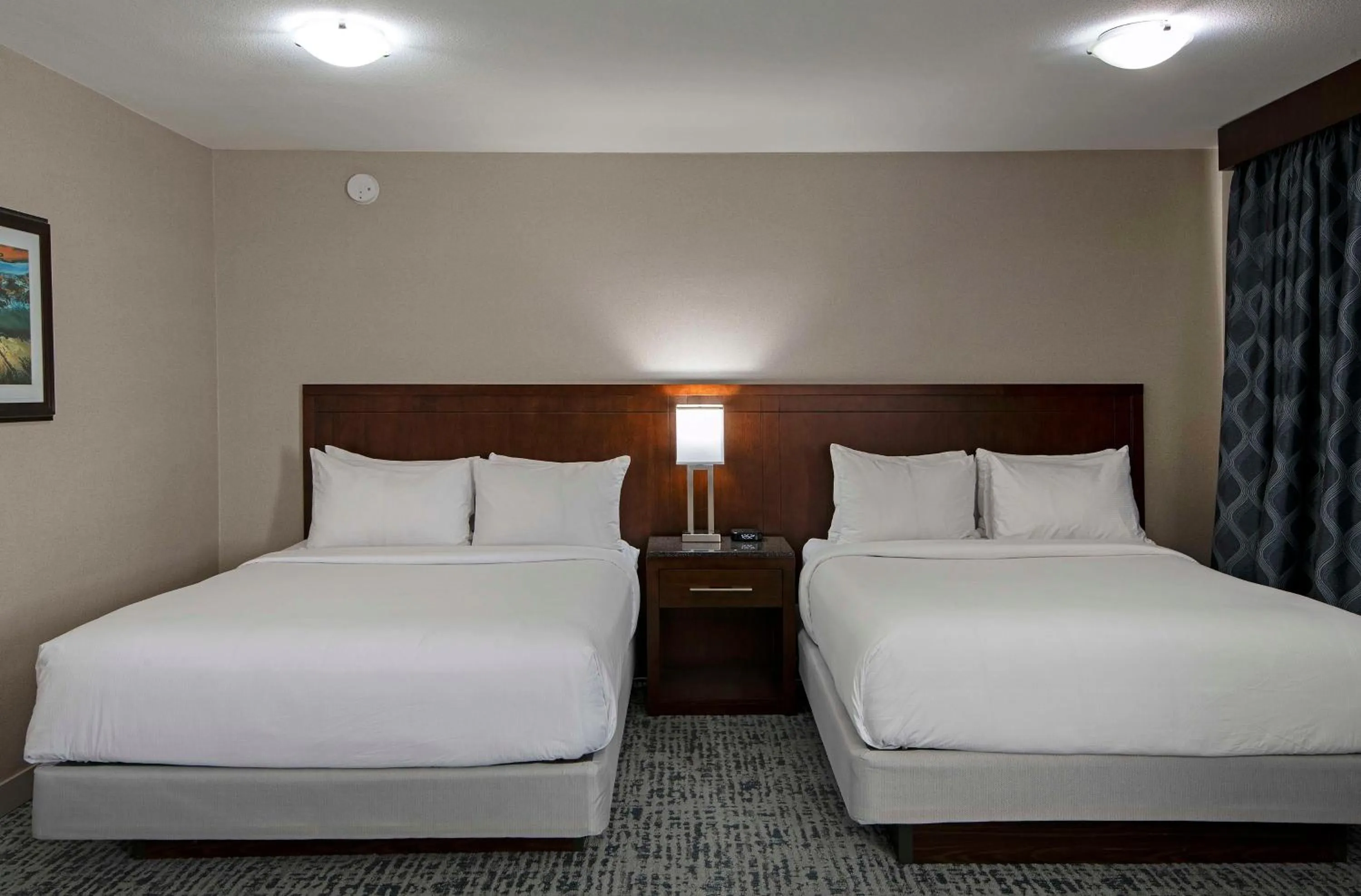 Bed in DoubleTree by Hilton - Kamloops