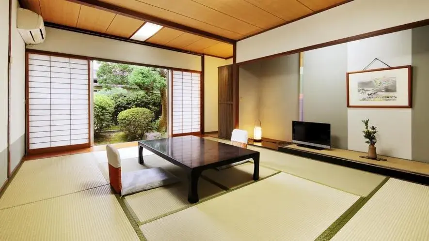 Japanese-Style Room with Shared Bathroom Selected at Check-In - single occupancy in Konya Japanese-Style Room with Shared Bathroom Selected at Check-In - single occupancy in Konya