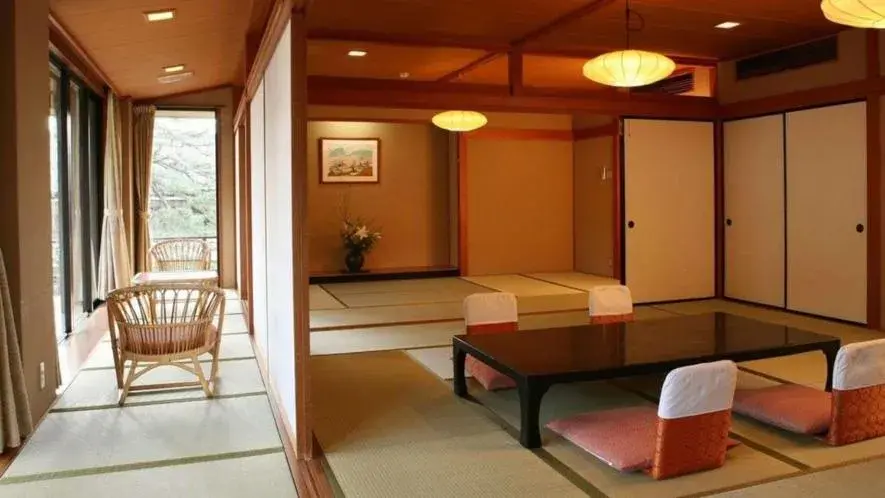 Japanese-Style Quadruple Room - single occupancy in Konya Japanese-Style Quadruple Room - single occupancy in Konya