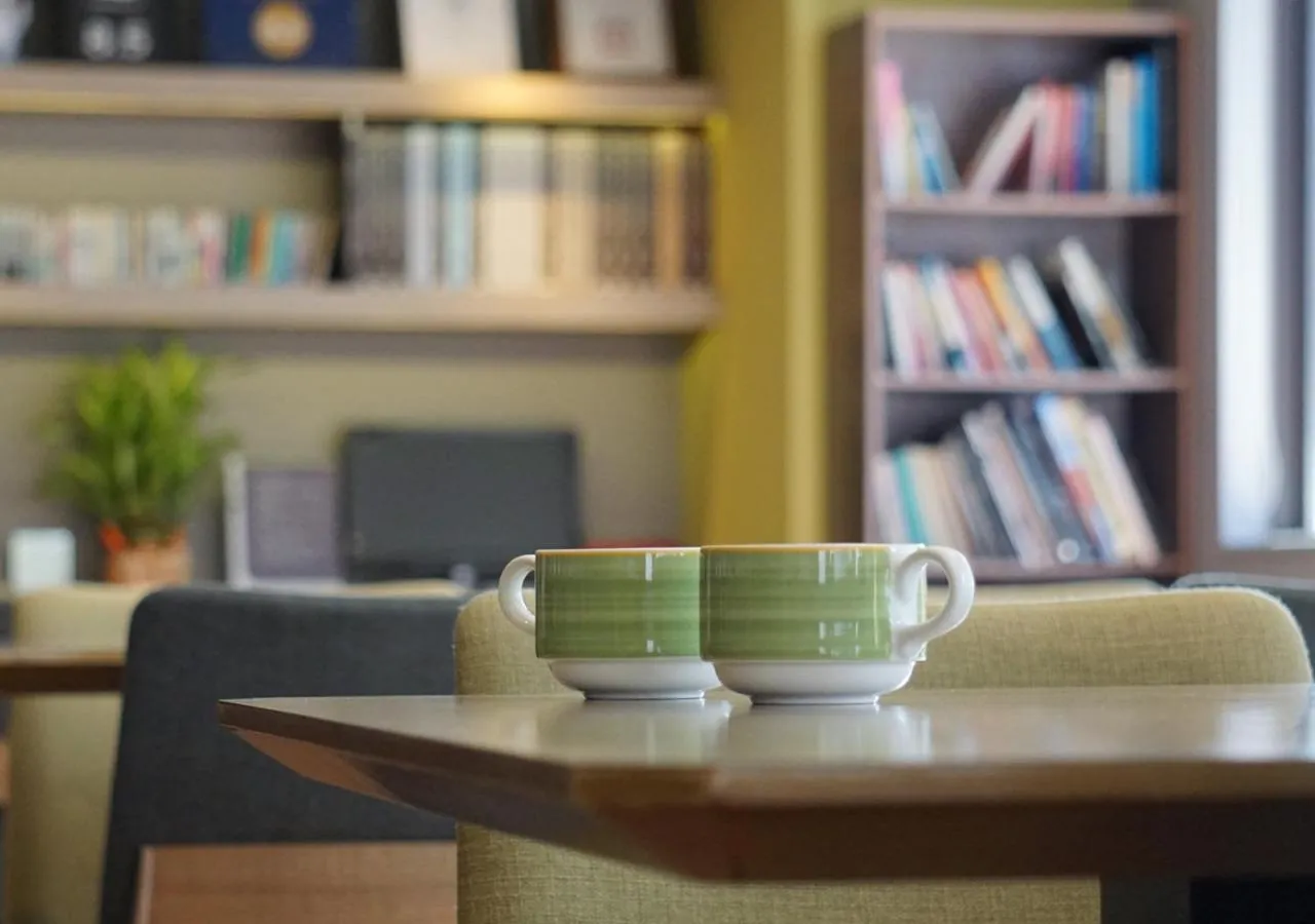 Royal Inn Taipei Linsen - Huashan 1914 Creative Park