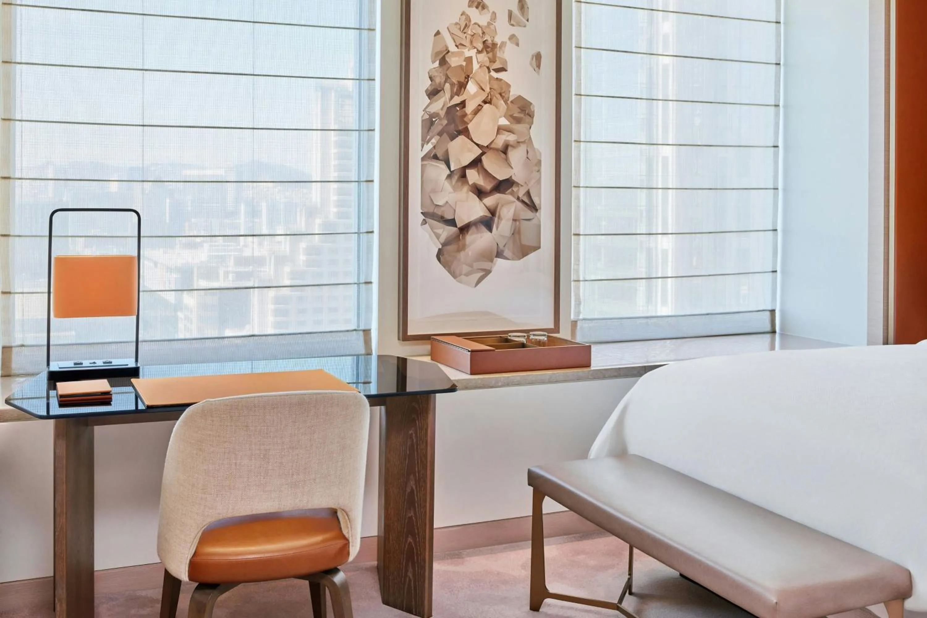 Photo of the whole room, Bed in The St. Regis San Francisco