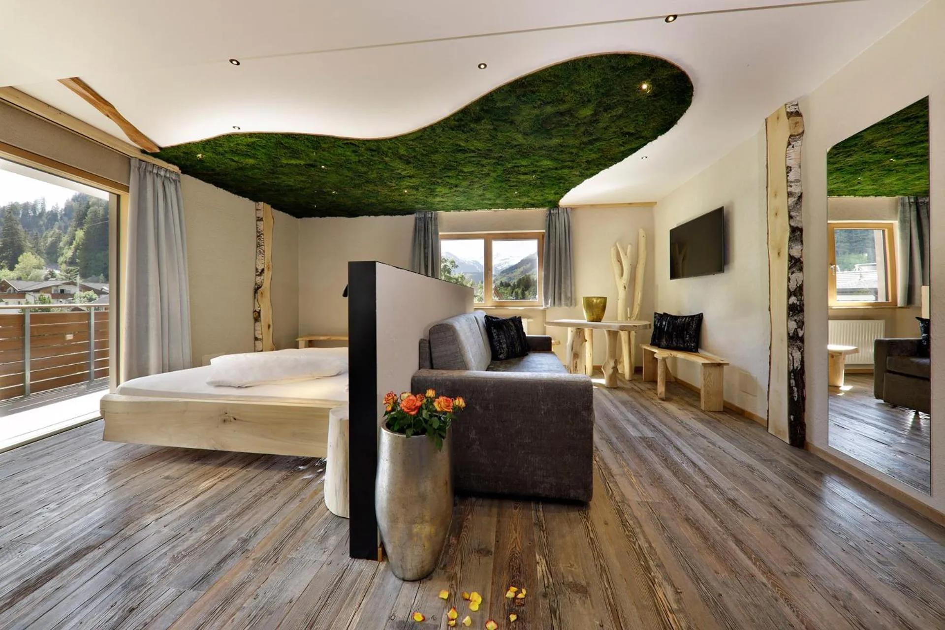 Seating area, Bed in Hotel Ratschingserhof