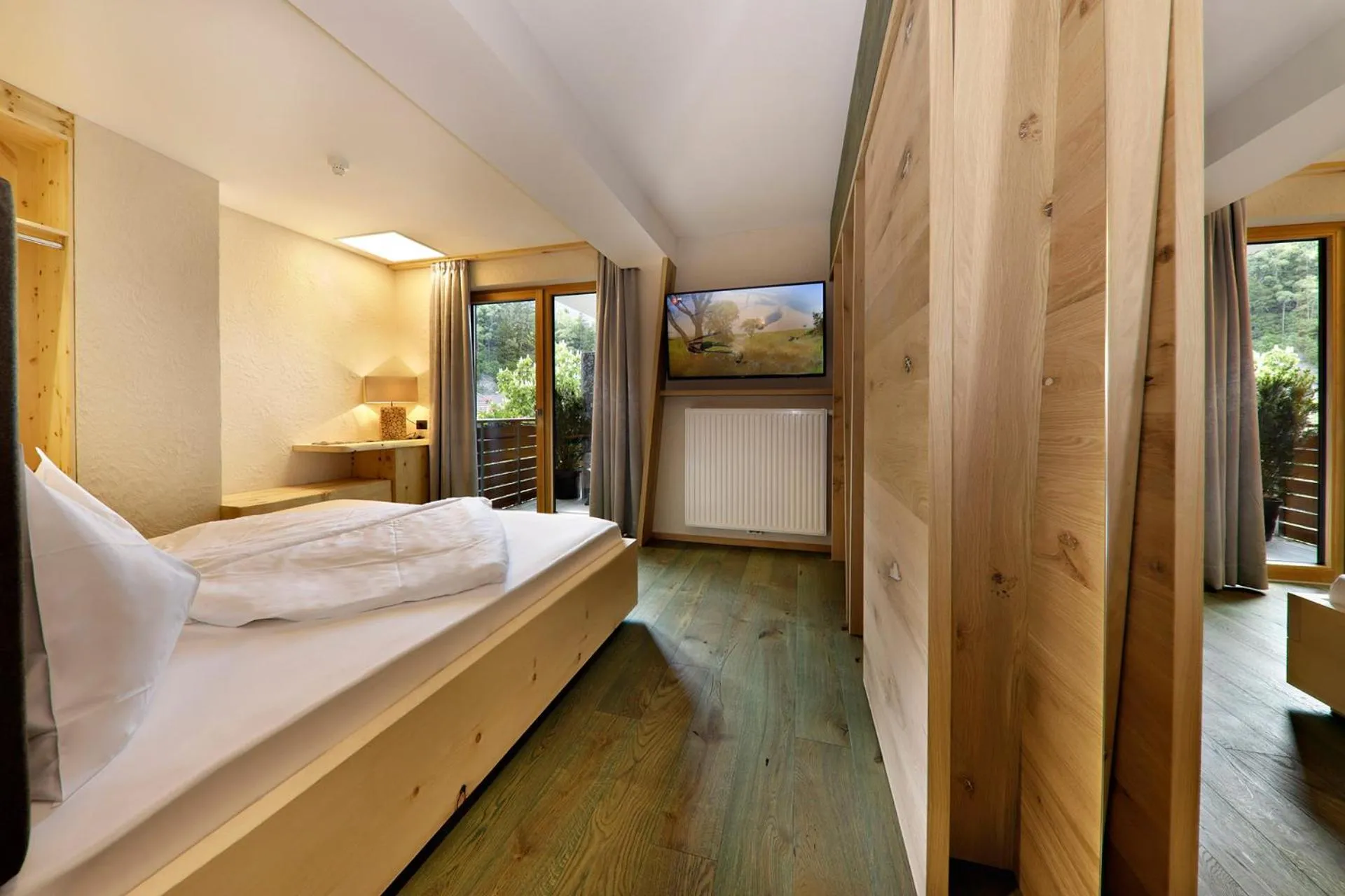 Bed in Hotel Ratschingserhof