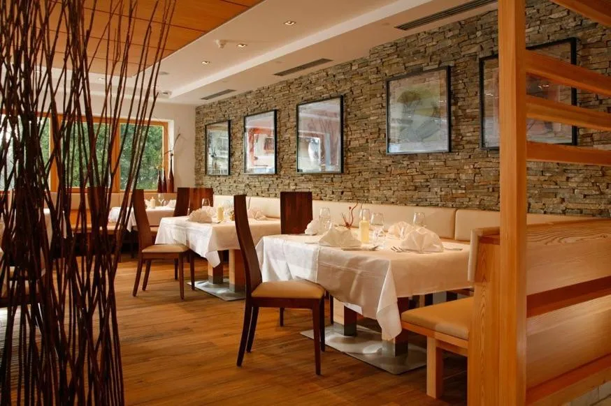 Restaurant/places to eat in Hotel Ratschingserhof