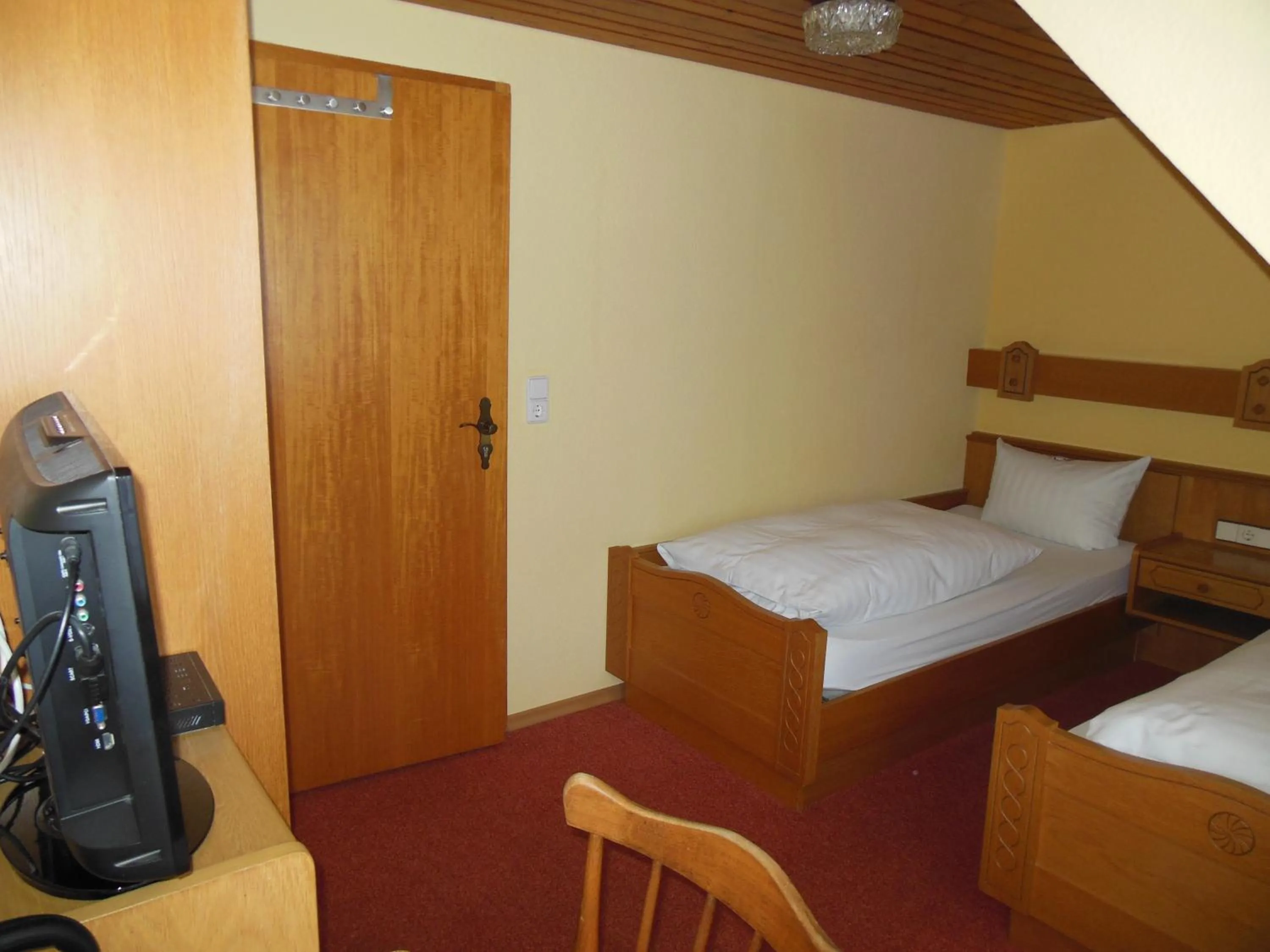 Photo of the whole room, Bed in Grüner Baum