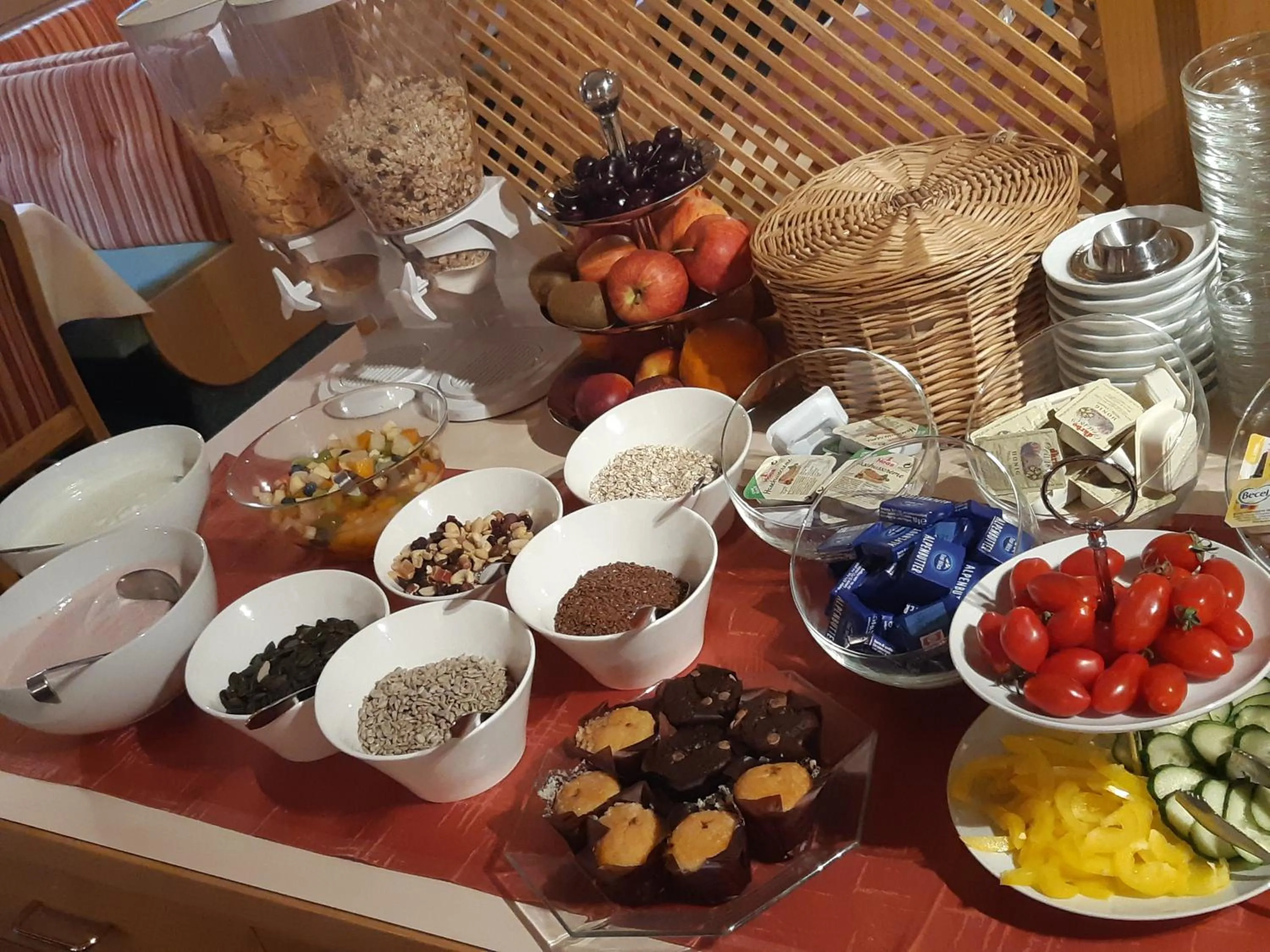 Buffet breakfast in Gasthof Weißkugel