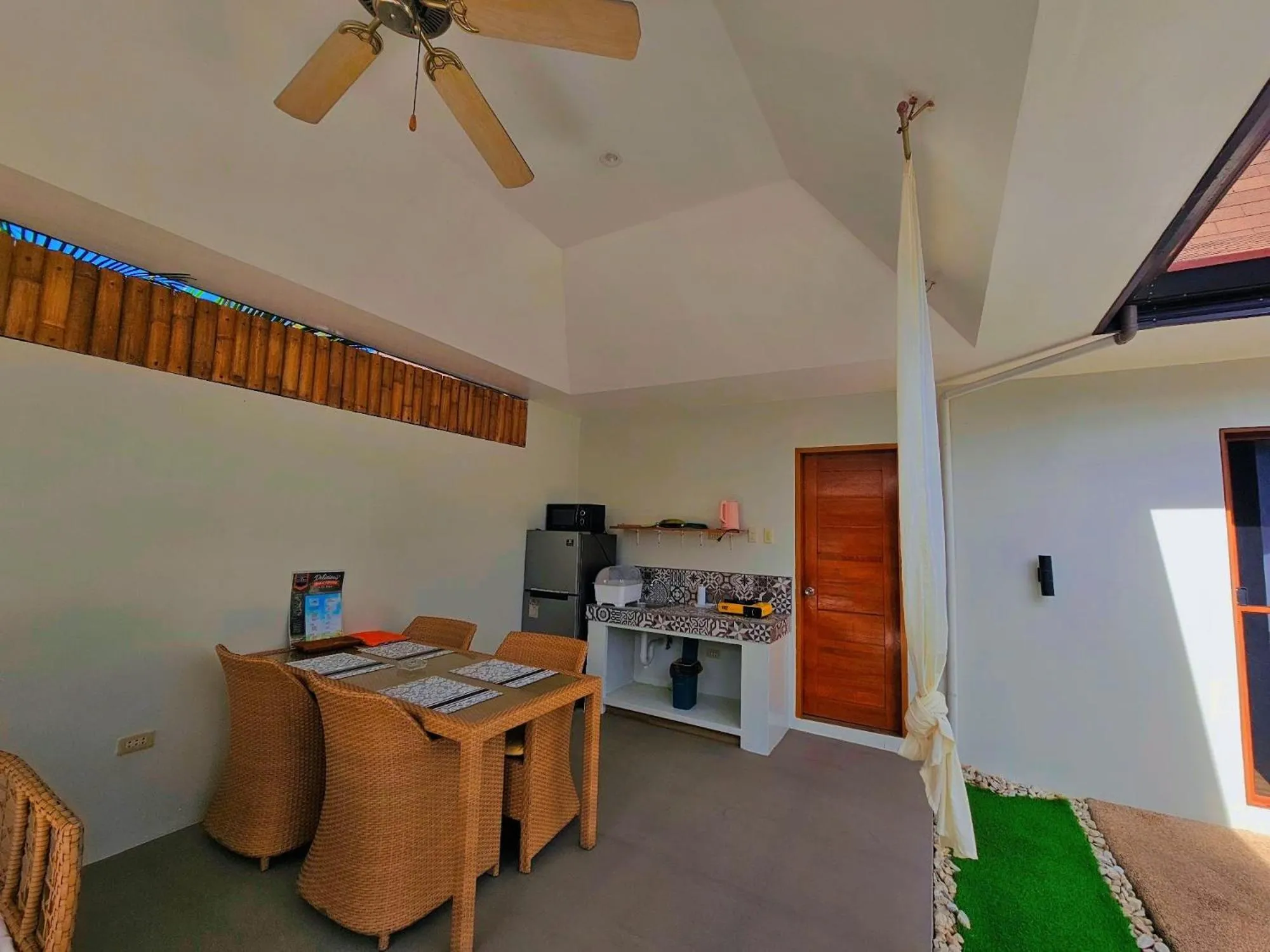 Kitchen or kitchenette in Bali Villas Panglao Bohol