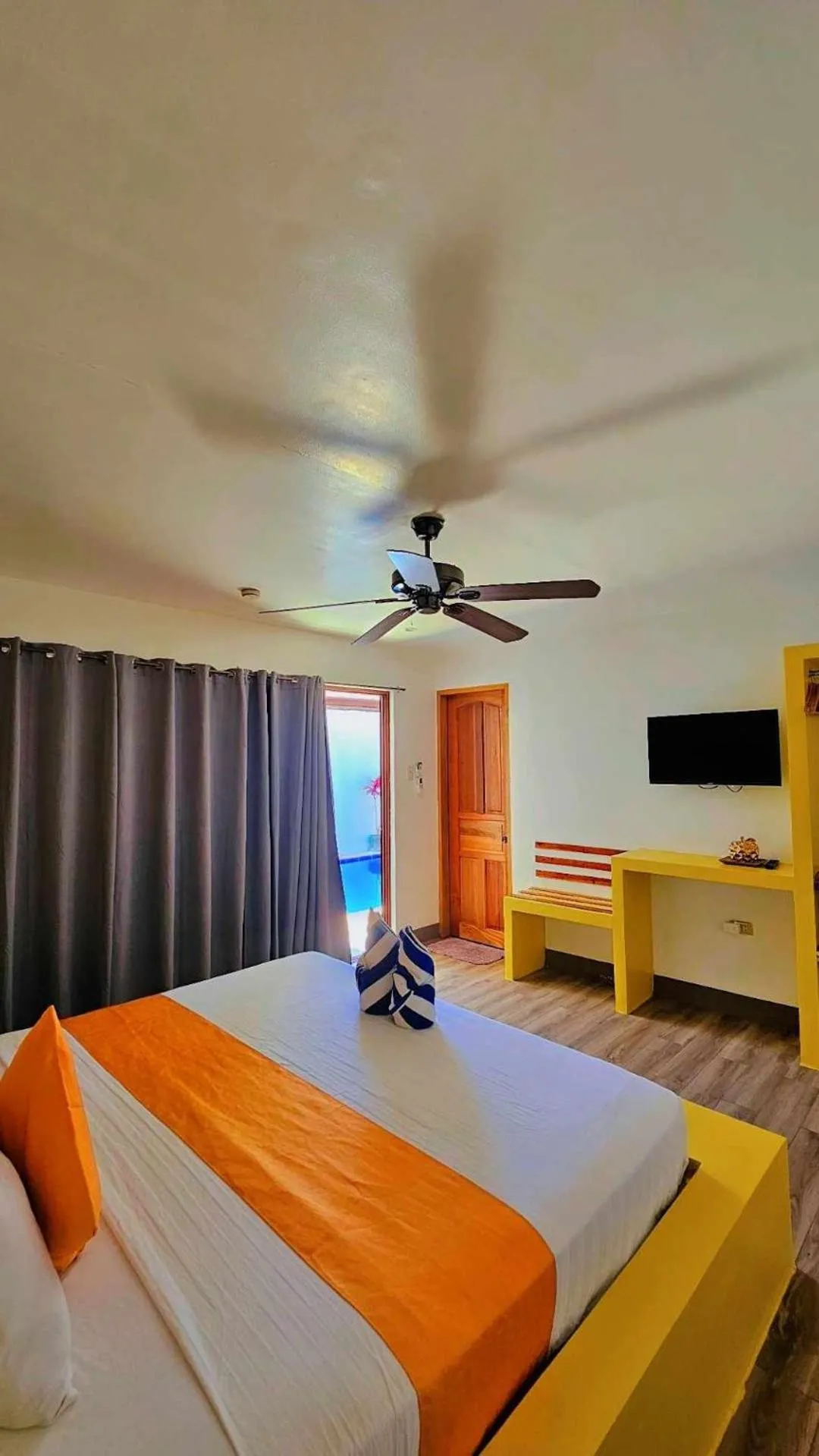 Bed in Bali Villas Panglao Bohol