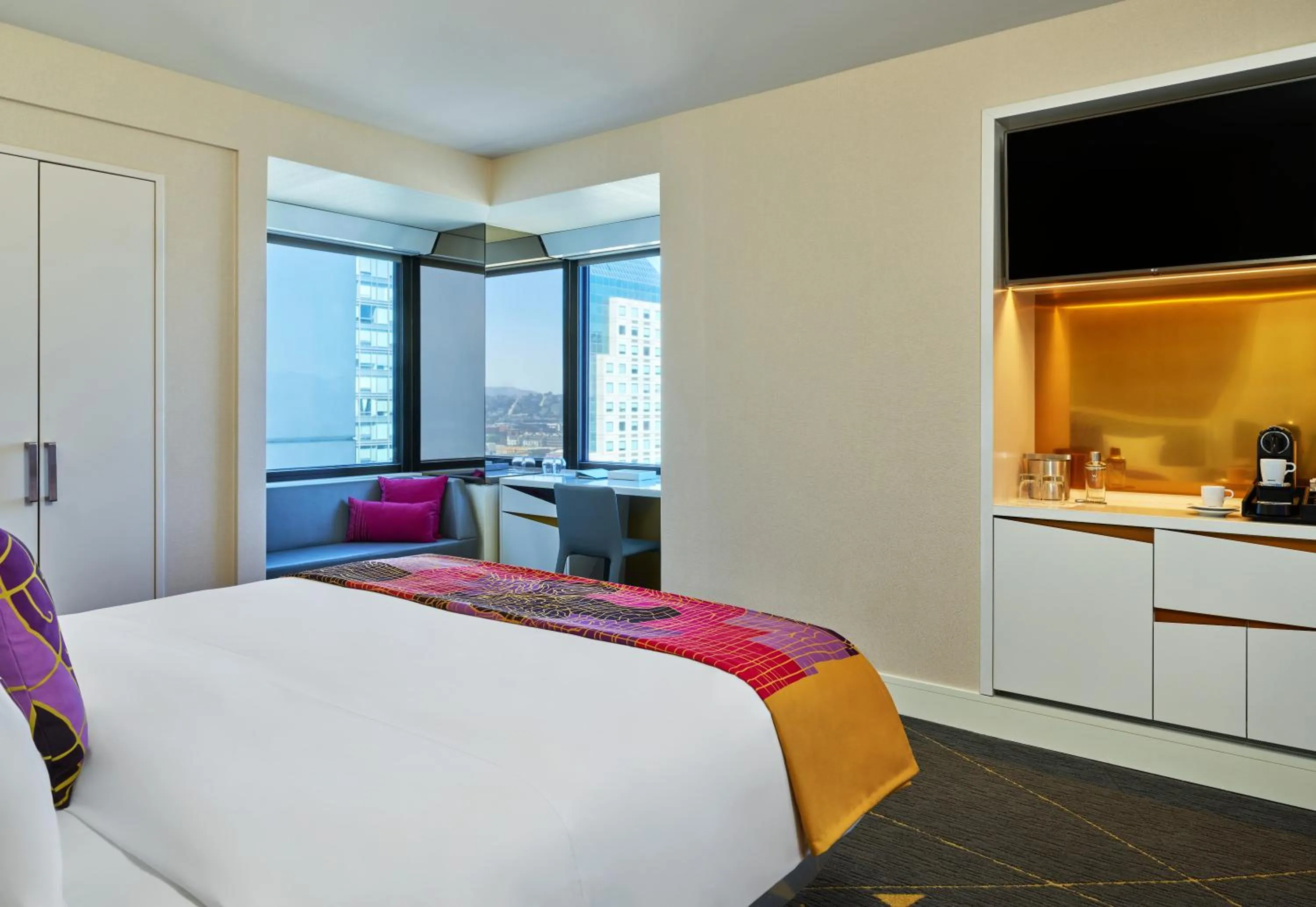 Bed in W San Francisco