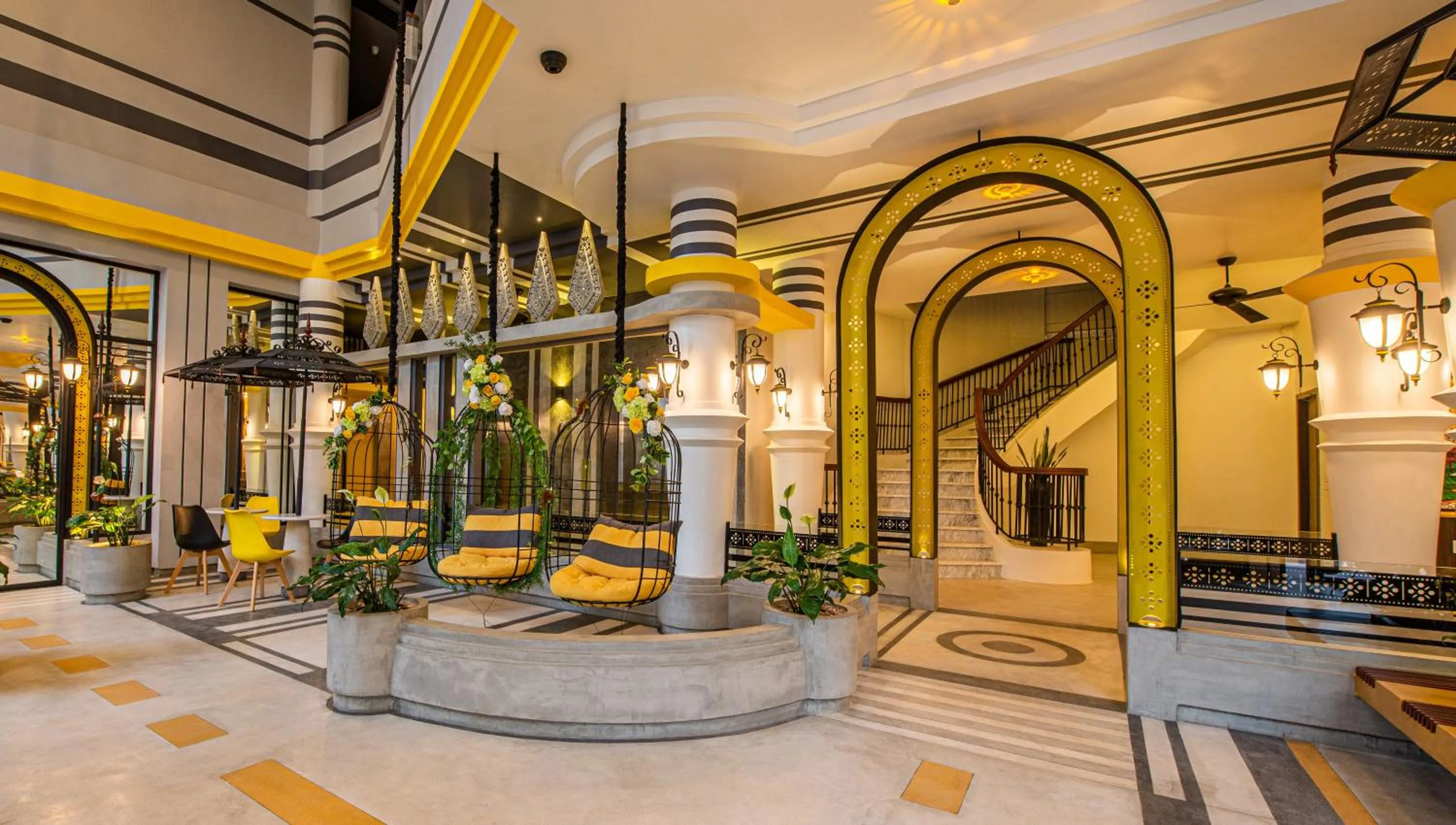 Lobby or reception in The Twizt - Lifestyle Hostel & Hotel