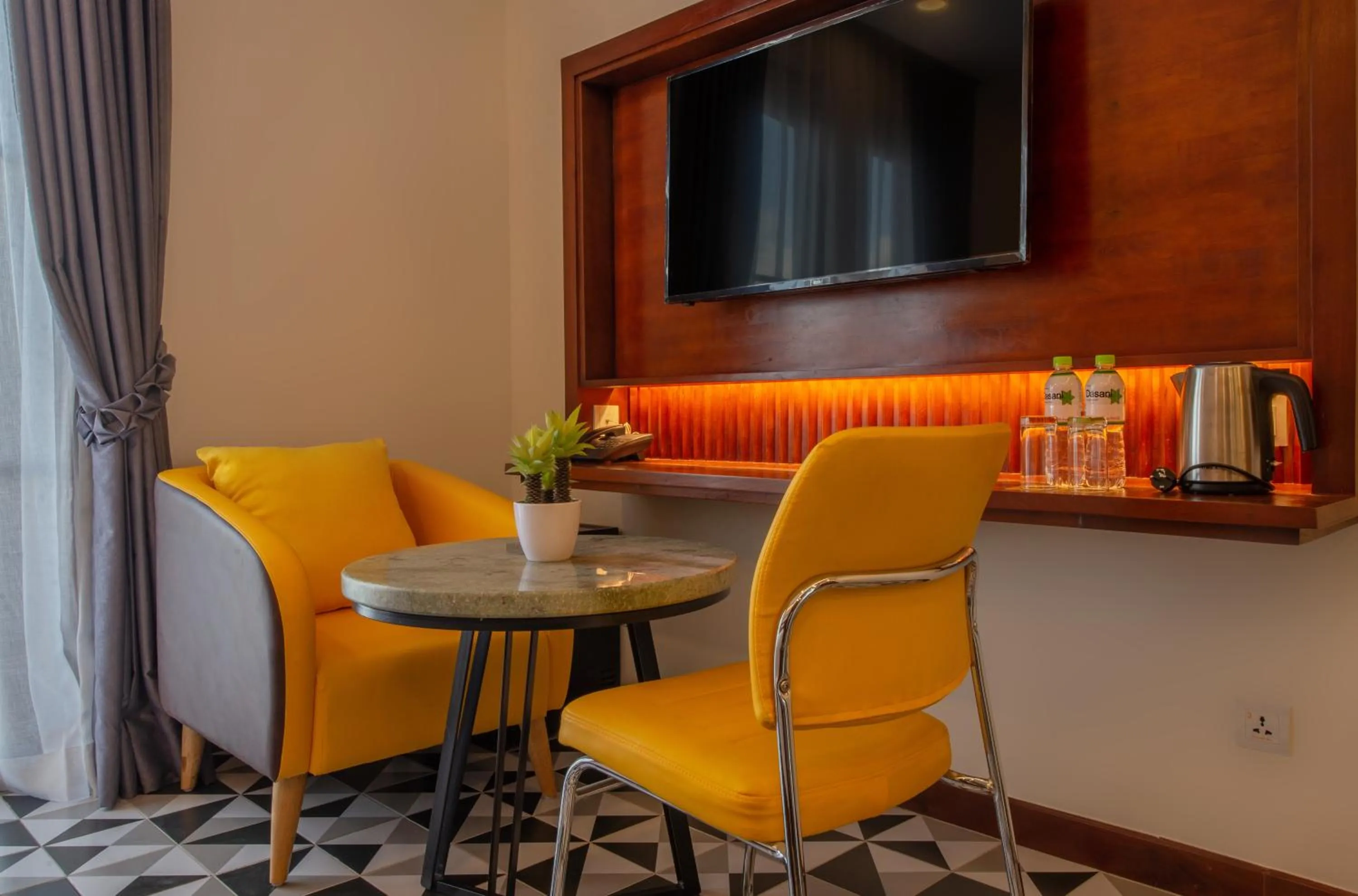 Seating area in The Twizt - Lifestyle Hostel & Hotel