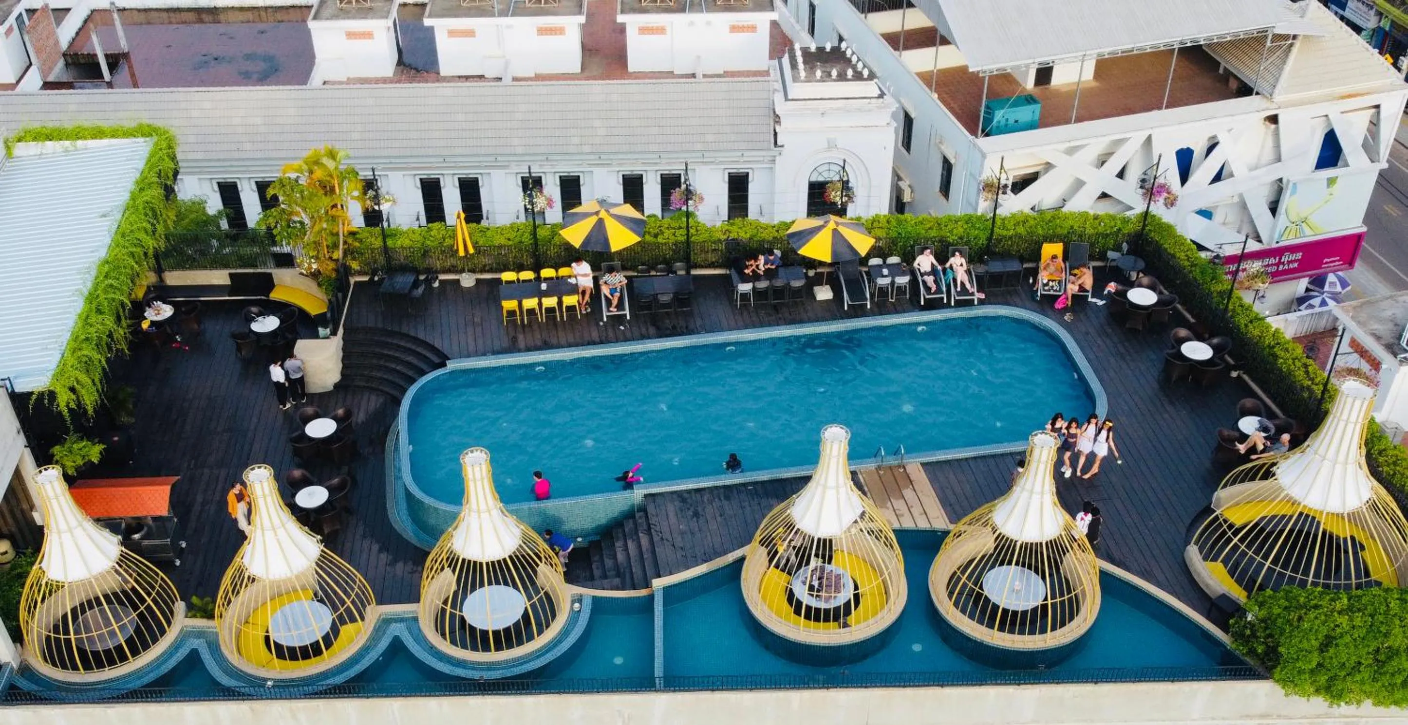 People in The Twizt - Lifestyle Hostel & Hotel