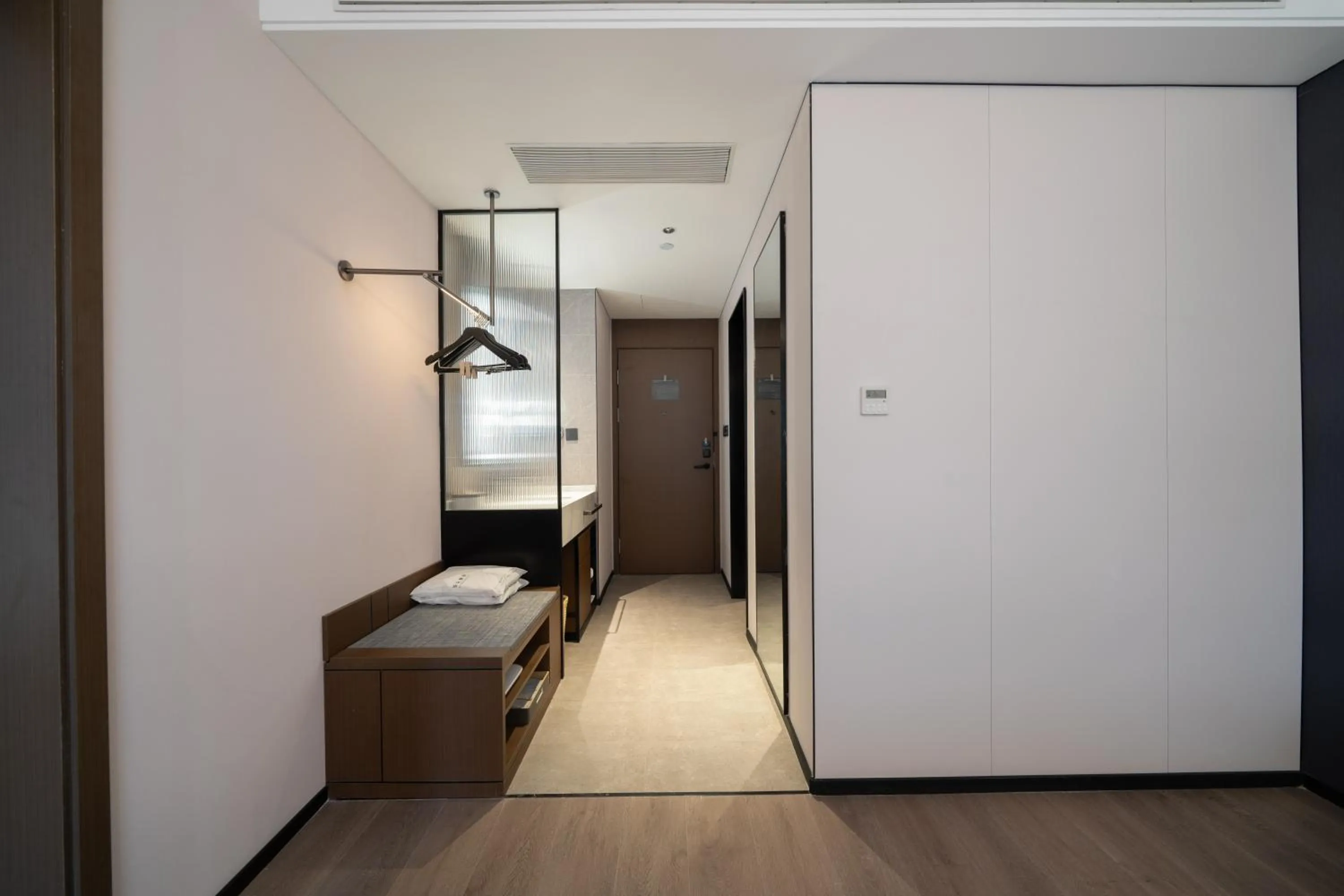 Photo of the whole room in Atour Hotel Chengdu Wuhou Temple