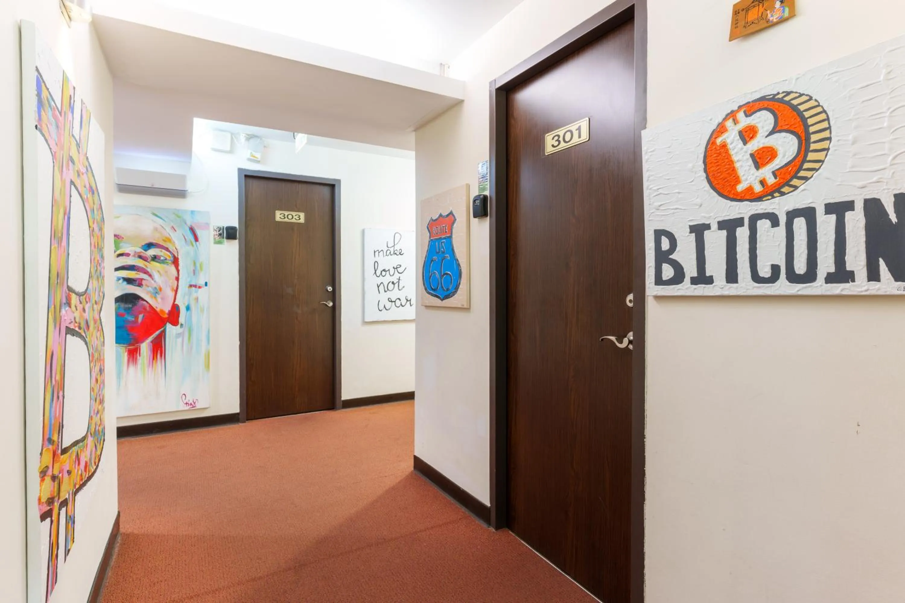 Property building in Love River Inn 愛河日央