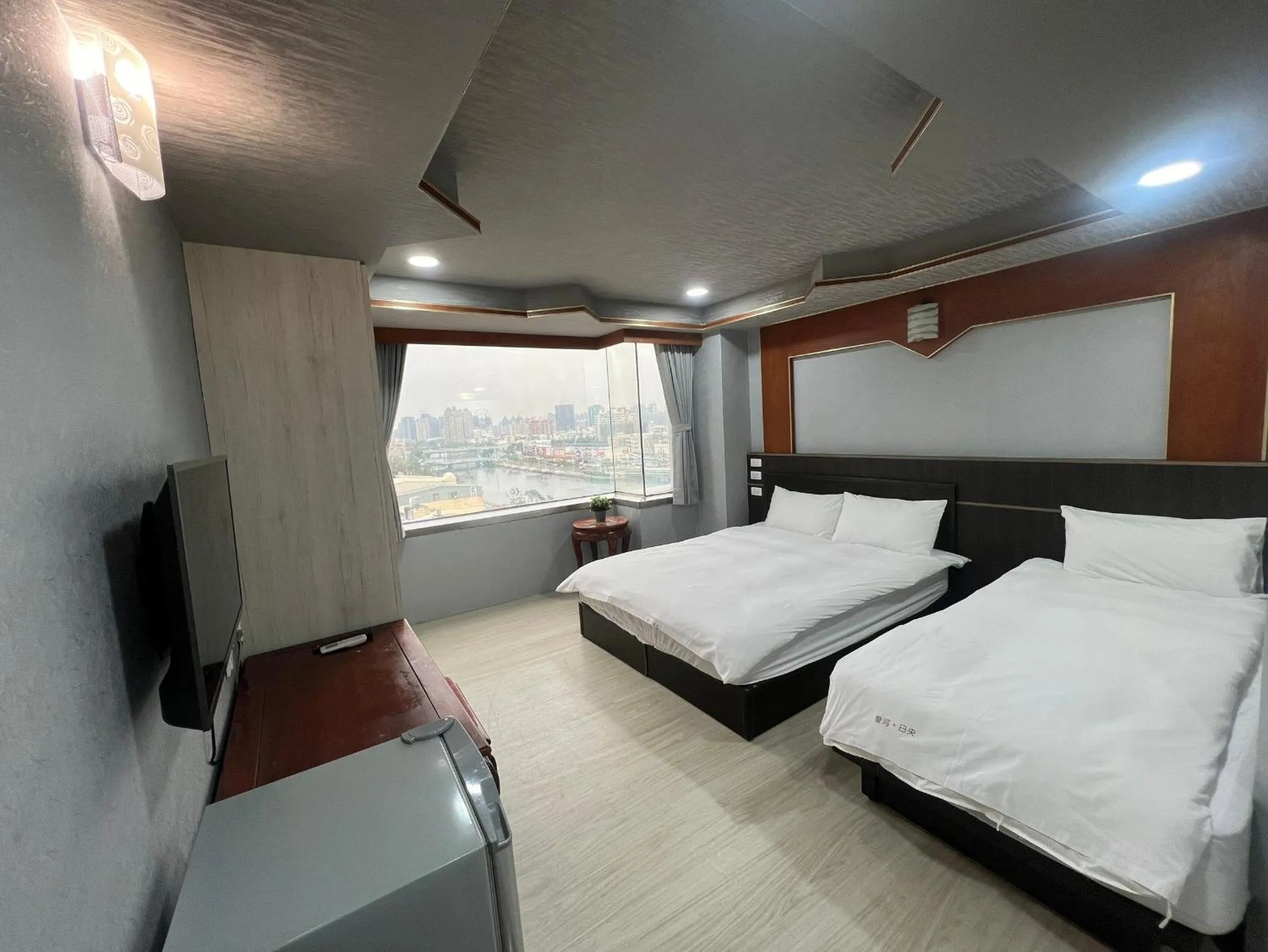 Bedroom, Bed in Love River Inn 愛河日央